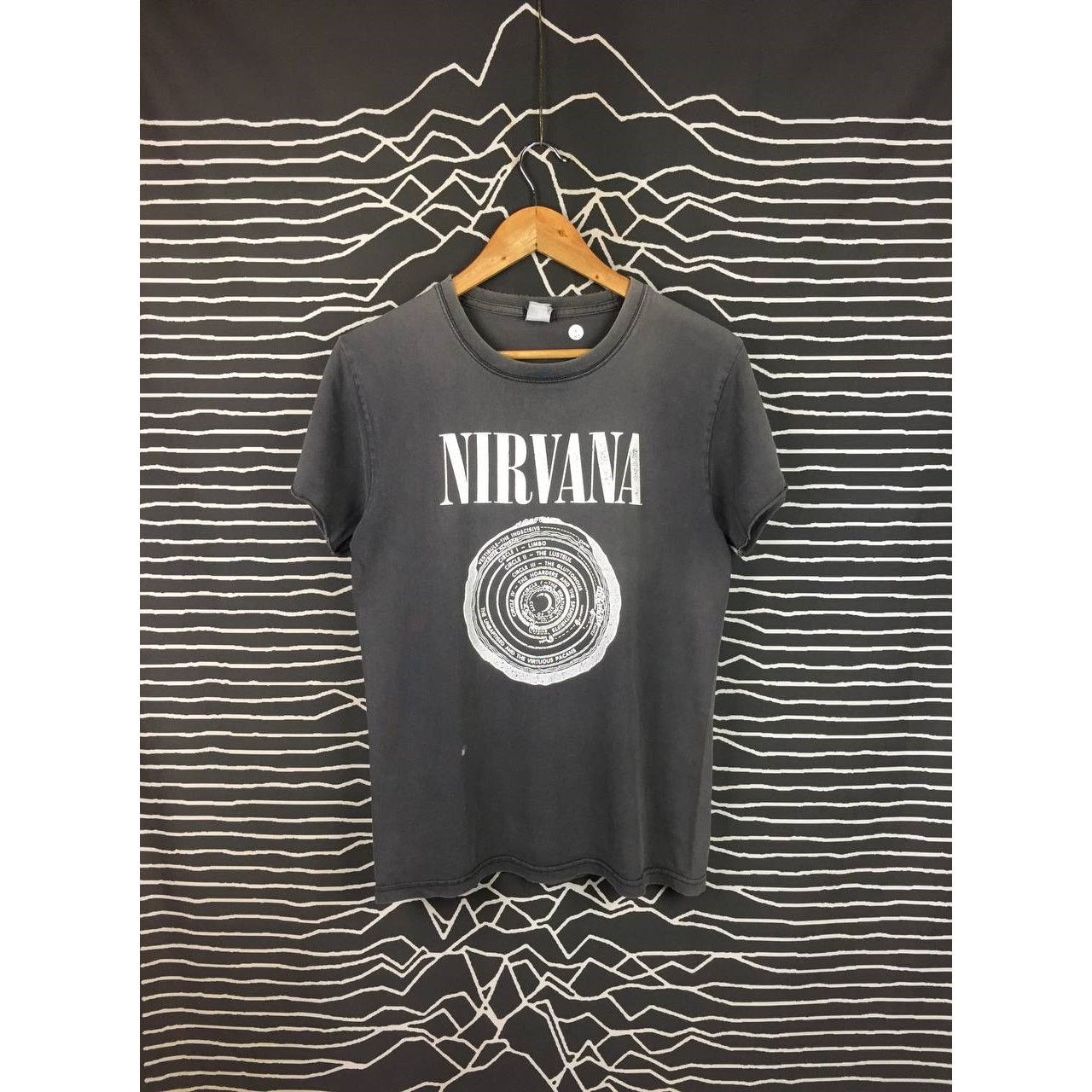 Band Tees Distressed Nirvana Vestibule Grunge Band Kurt Cobain Tee Size US S / EU 44-46 / 1 - 2 Thumbnail