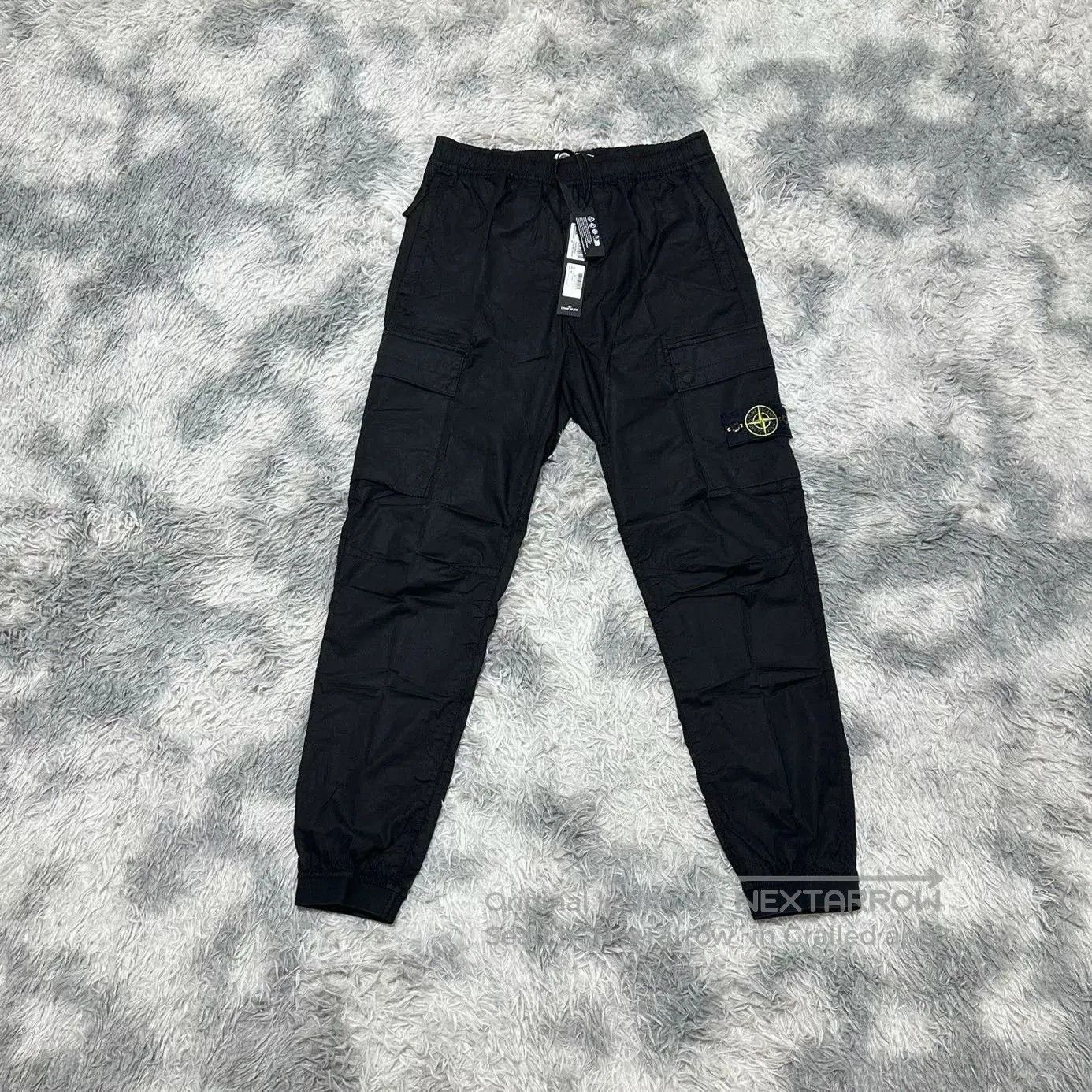 Stone Island black cargo pants by stone island. Size US 32 / EU 48 - 1 Thumbnail