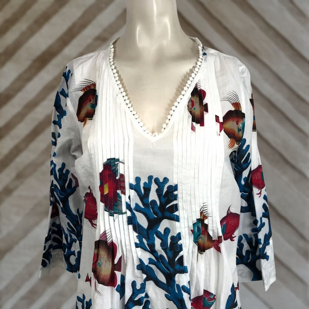 Soft Surroundings SOFT SURROUNDINGS WOMEN'S SMALL WHITE TUNIC TOP CORAL FISH PRINT COVER UP TUNIC BLOUSE 3/4 S/S V-NECK Size S / US 4 / IT 40 - 1 Thumbnail