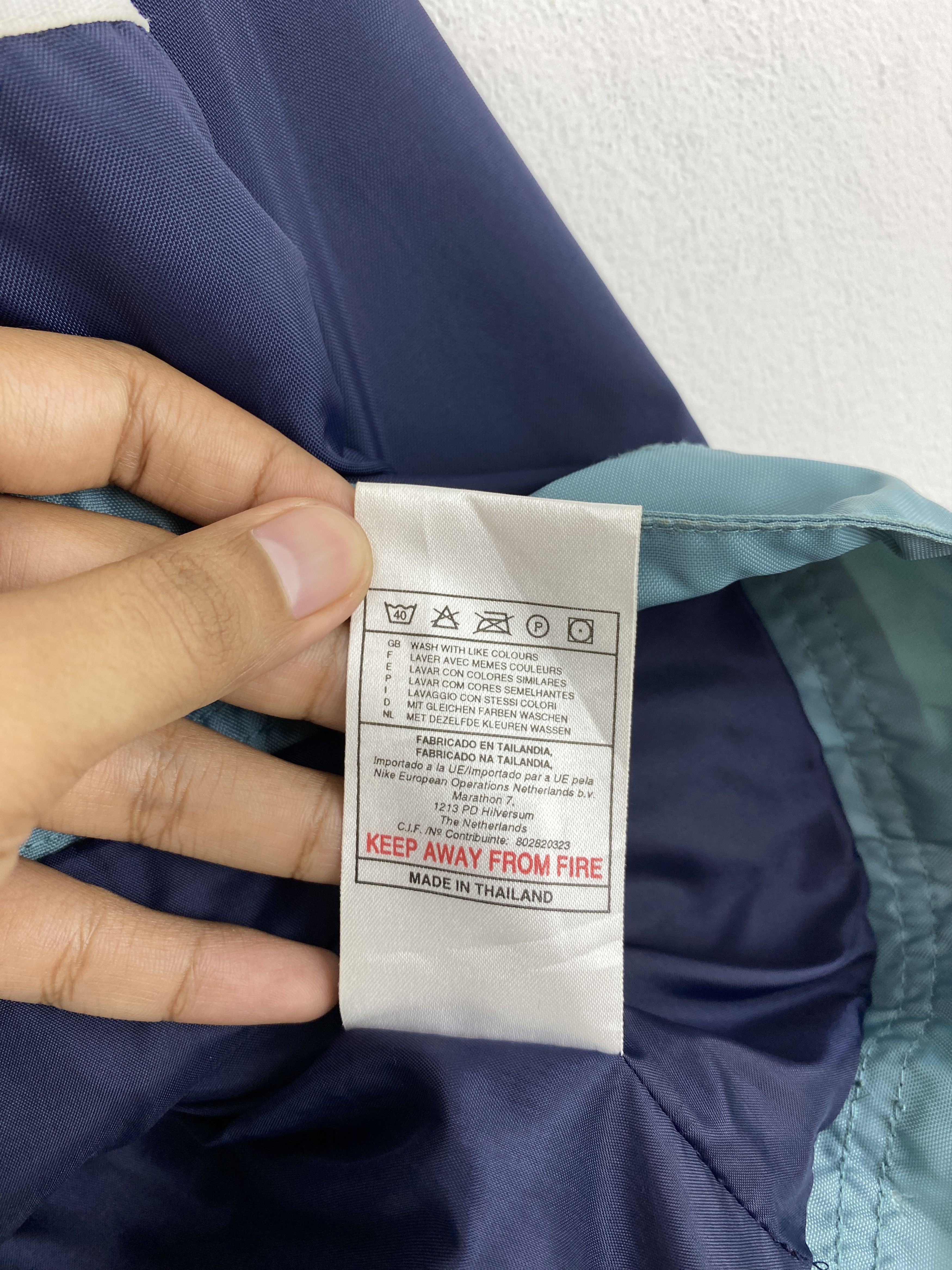 Nike Vintage 90s Nike Spellout Half Zipper Light Jacket WN0002 Size US L / EU 52-54 / 3 - 12 Thumbnail