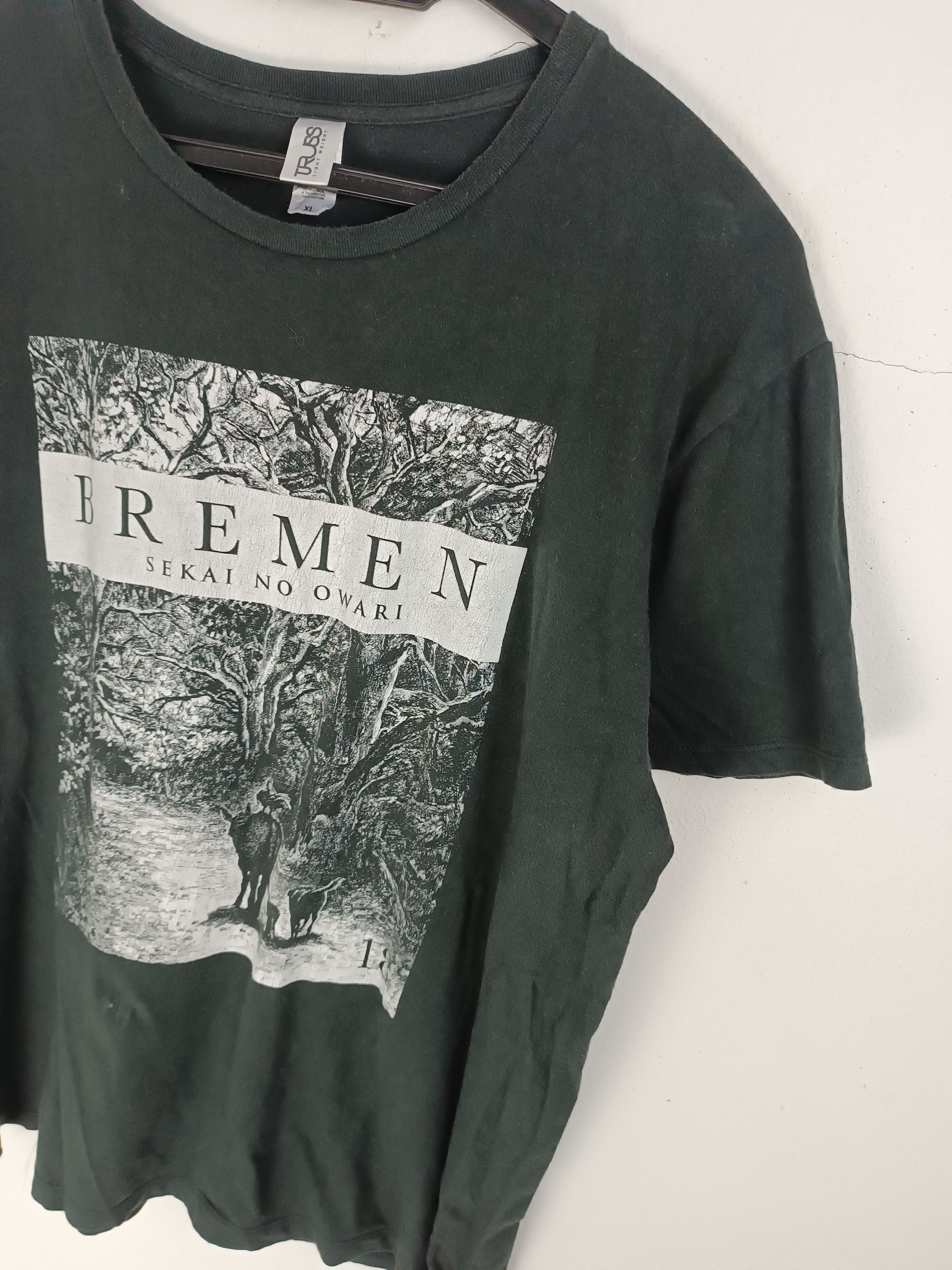 Band Tees VINTAGE SEKAI NO OWARI BREMEN JAPANESE ROCK one ok radwimps Size US M / EU 48-50 / 2 - 7 Thumbnail