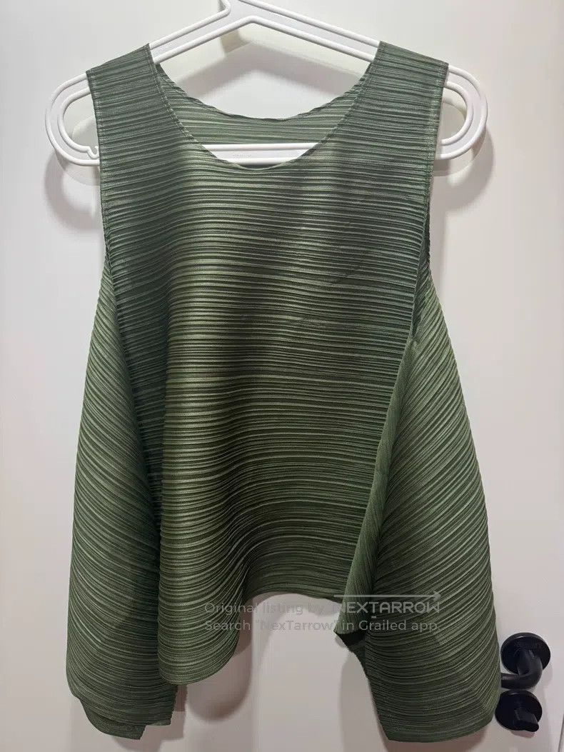 Issey Miyake Issey Miyake Green Camisole Size M / US 6-8 / IT 42-44 - 1 Thumbnail
