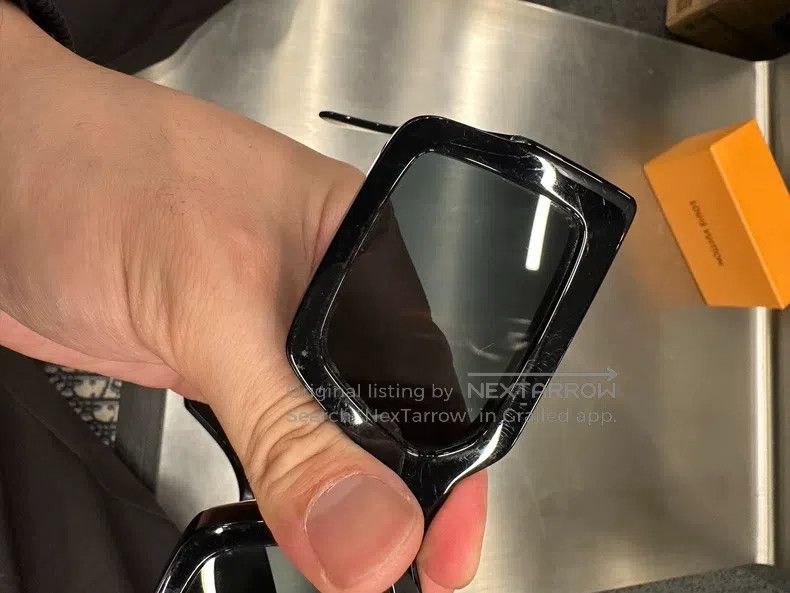 Louis Vuitton Louis Vuitton Square sunglasses with black plate frame Size ONE SIZE - 8 Thumbnail