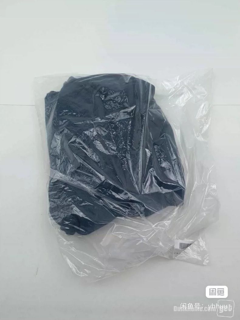 Louis Vuitton LOUIS VUITTON Show style piper short sleeves Size US S / EU 44-46 / 1 - 5 Thumbnail