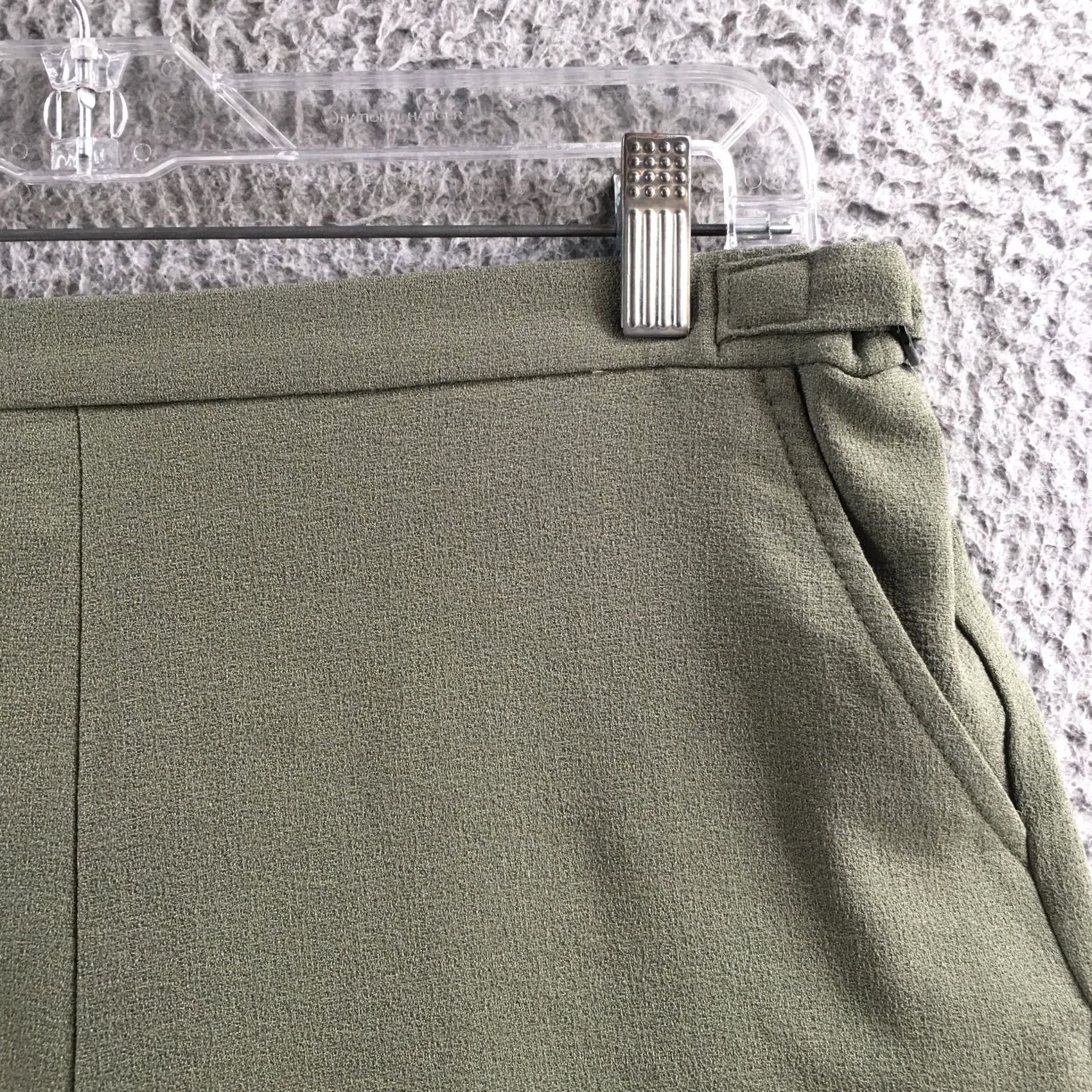Calvin Klein Calvin Klein Chino Shorts Womens M Green Hi-Rise Pull On Casual Size 32" / US 10 / IT 46 - 3 Thumbnail
