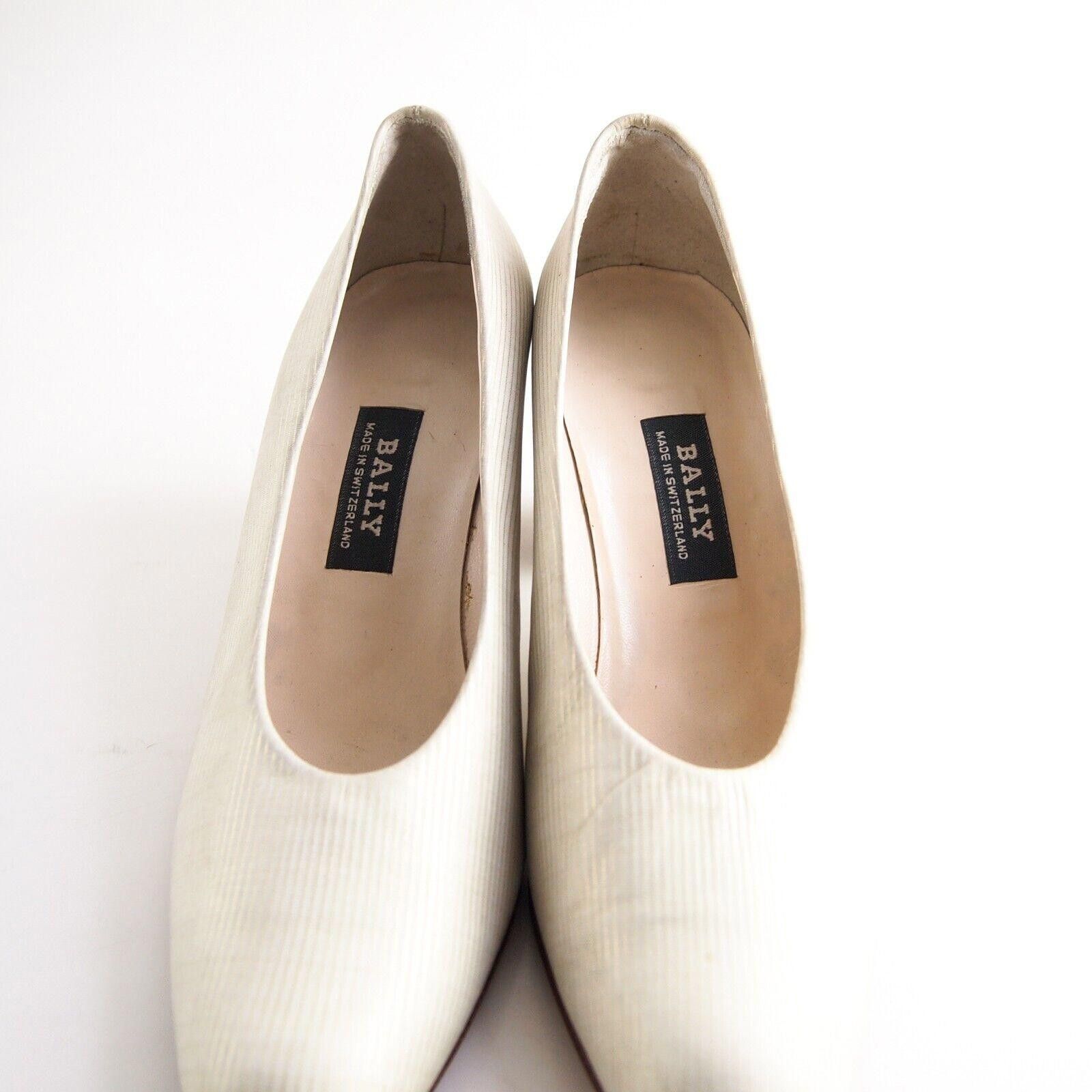 Bally Bally Mid Heel Pumps Ivory Satin Womens US 7 EU 37.5 Size US 7 / IT 37 - 4 Thumbnail