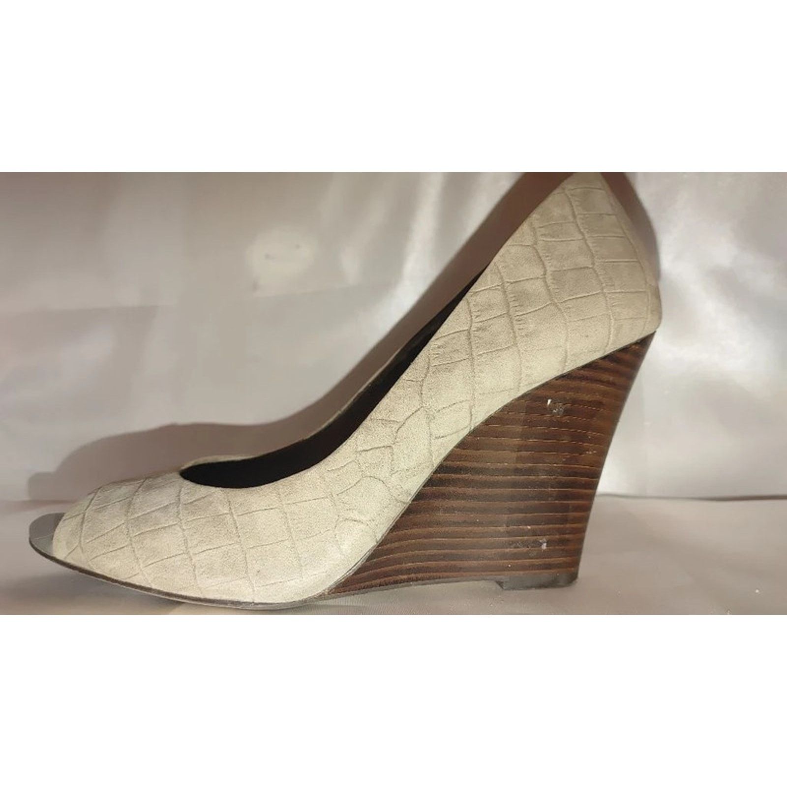 Banana Republic Banana Republic Wedge Leather Heels Size 10 Size US 10 / IT 40 - 2 Thumbnail