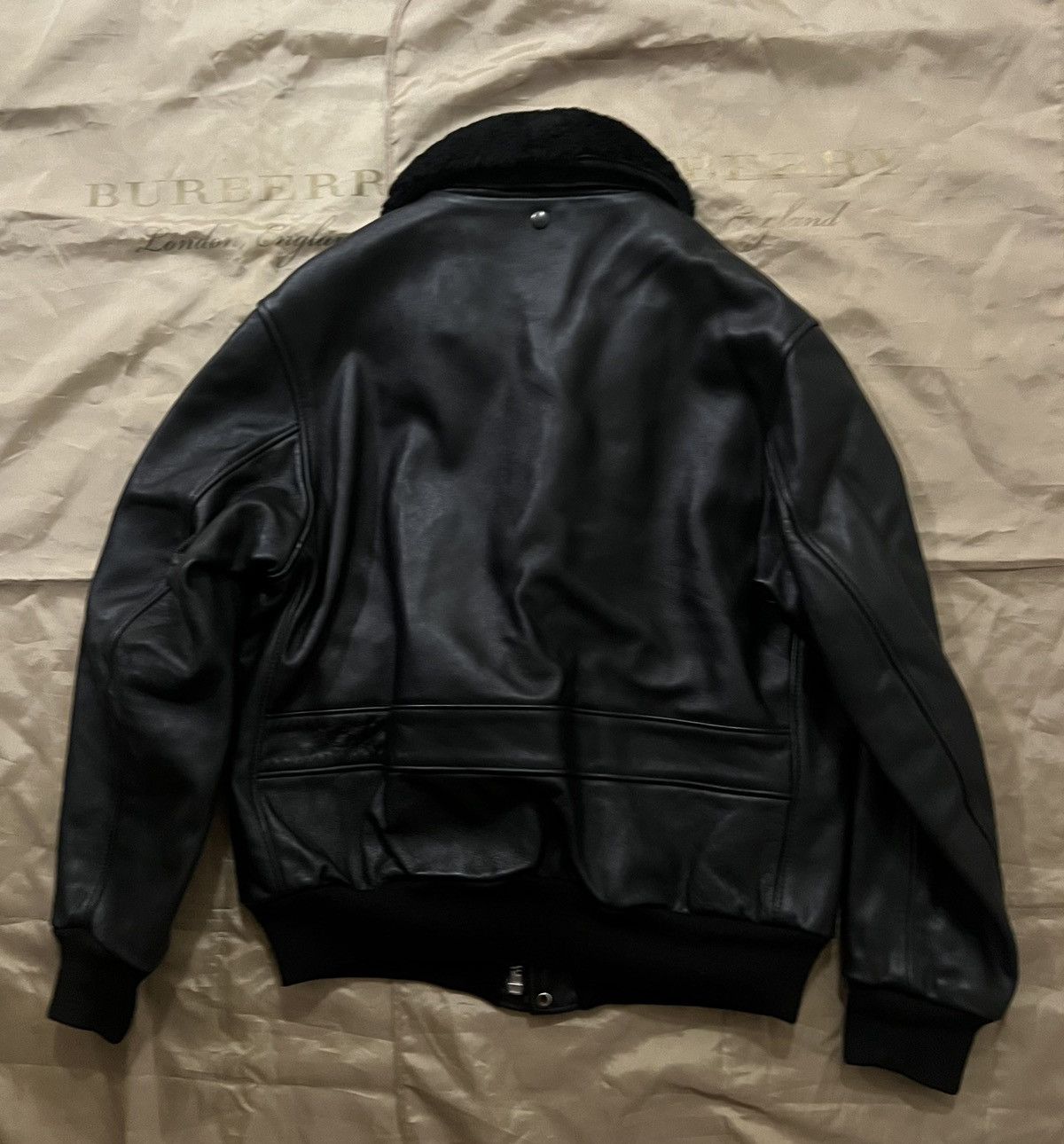 Schott × Supreme SUPREME®/SCHOTT® LEATHER A-2 FLIGHT JACKET size L Size US L / EU 52-54 / 3 - 9 Thumbnail