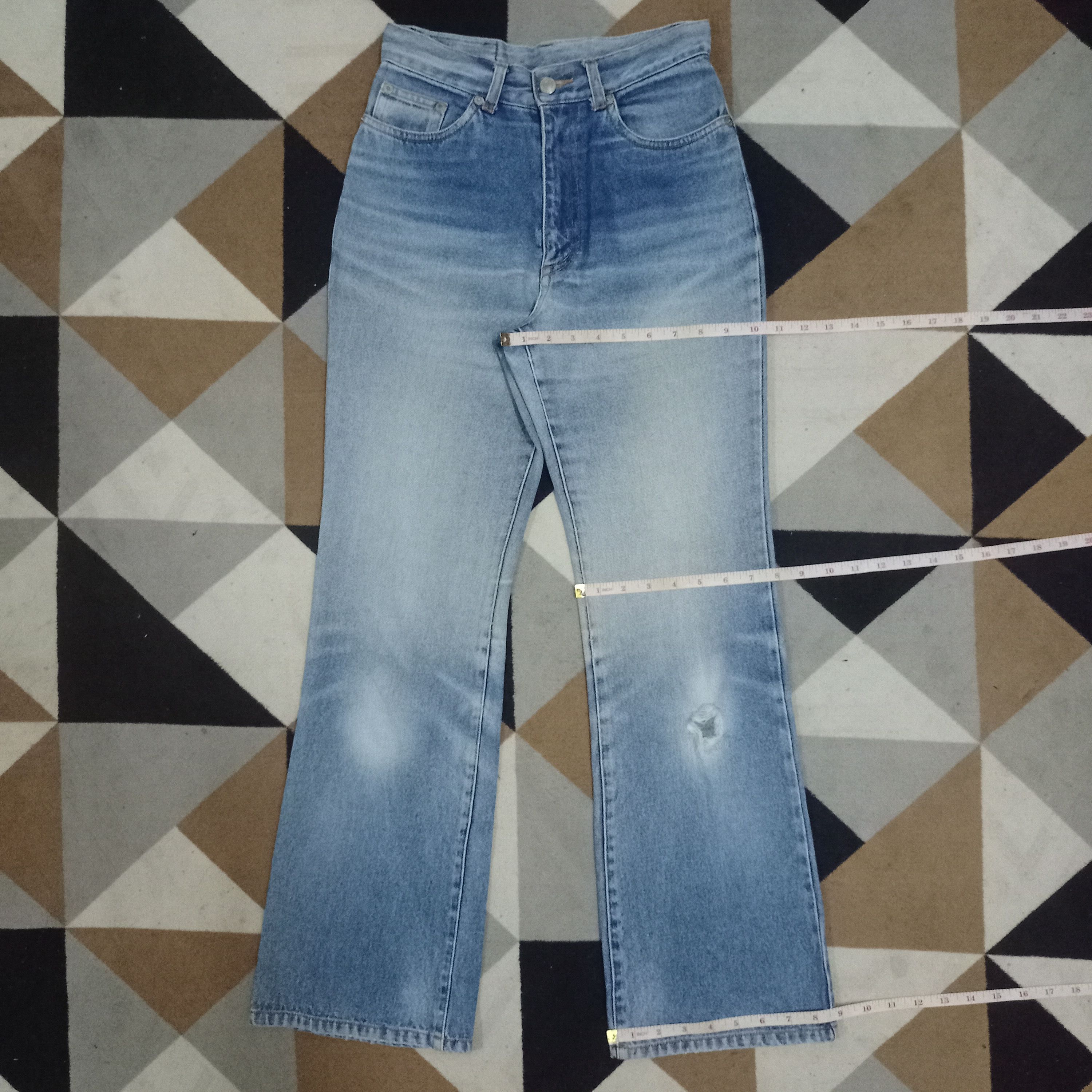 Japanese Brand Vintage Japanese Brand Blue Wash Distressed Flare Jeans Size US 26 / EU 42 - 10 Thumbnail
