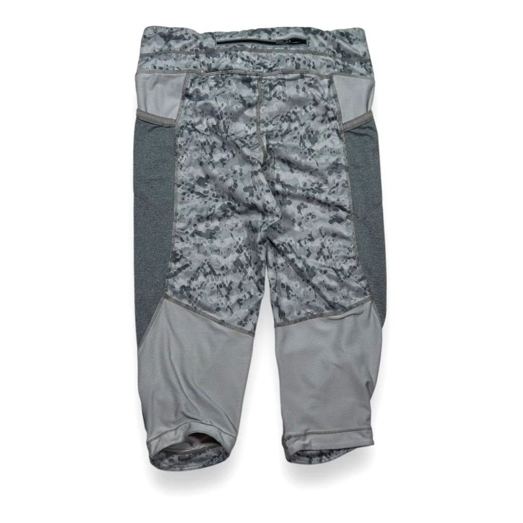 Athleta Athleta Capri Leggings Athletic Womens Small Gray Pants S Women Size 28" / US 6 / IT 42 - 2 Thumbnail