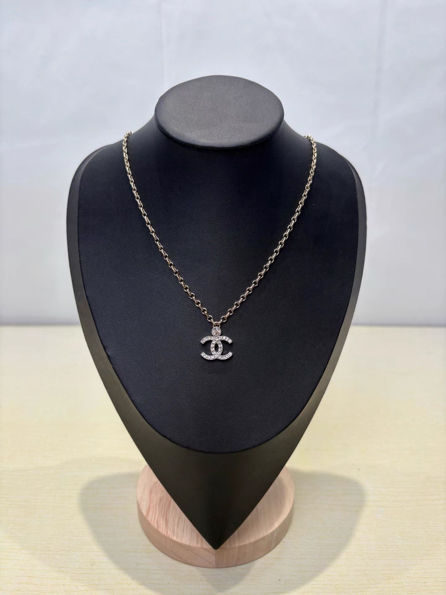 Chanel Chanel 25C Crystal Double C Necklace K36 Size ONE SIZE - 1 Thumbnail
