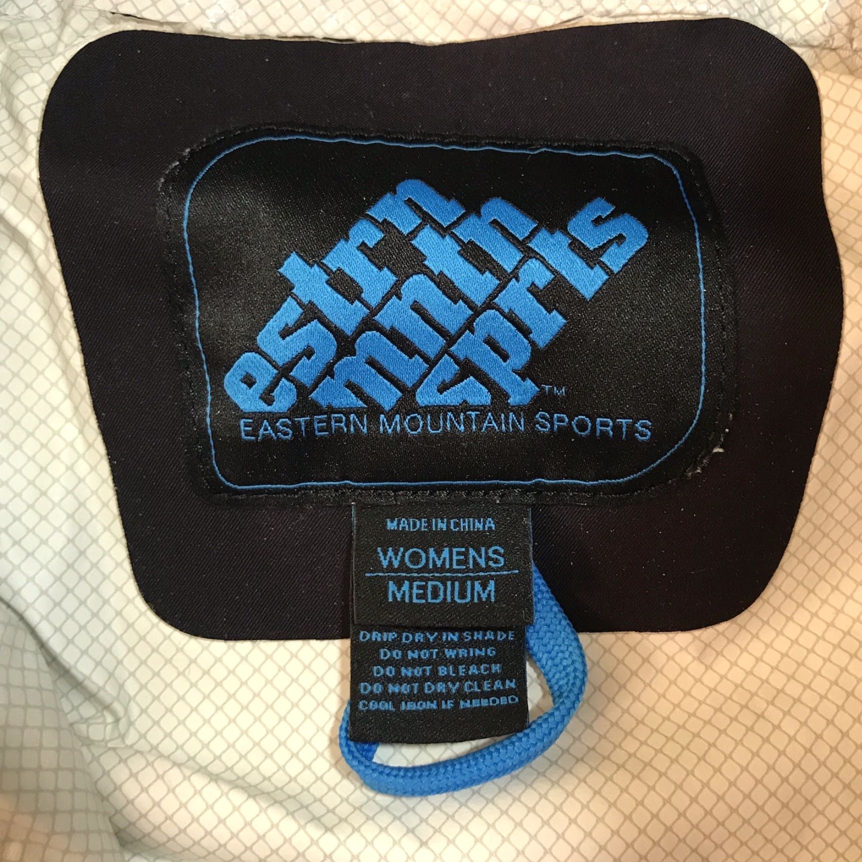 Eastern Mountain Sports EASTERN MOUNTAIN SPORTS Womens Jacket M Jacket Black Windbreaker 5K Coat Casual Logo Zip Short Nylon Size M / US 6-8 / IT 42-44 - 2 Thumbnail