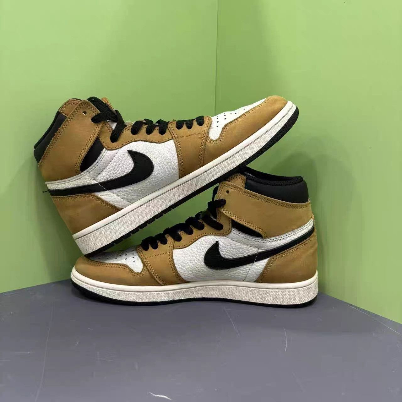 Jordan Brand Air Jordan 1 Rookie Wheat K15 Size US 9 / EU 42 - 4 Thumbnail