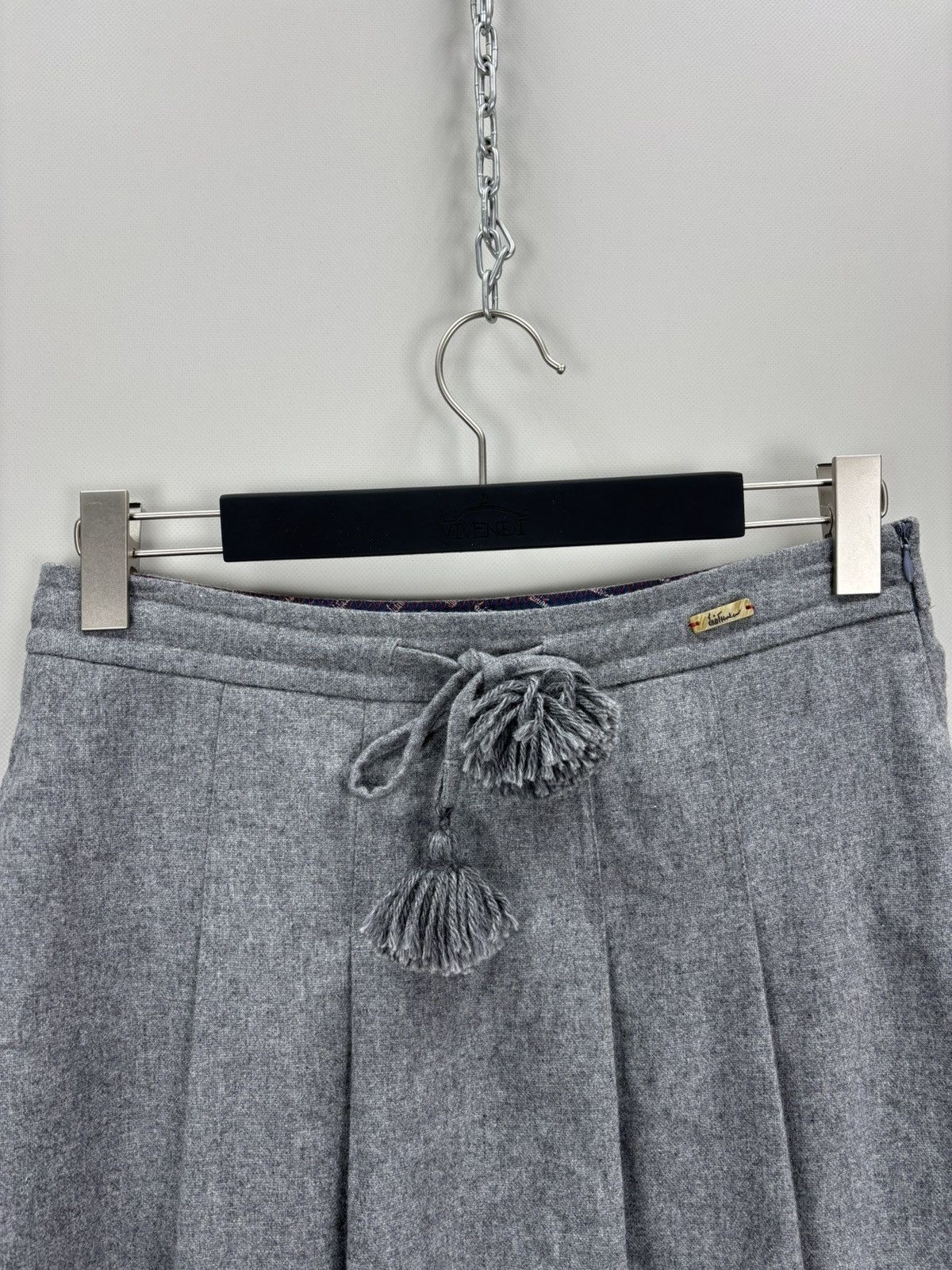 Other Womens wool skirt Luis Trenker Size 44 Color Gray Size 30" / US 8 / IT 44 - 4 Thumbnail