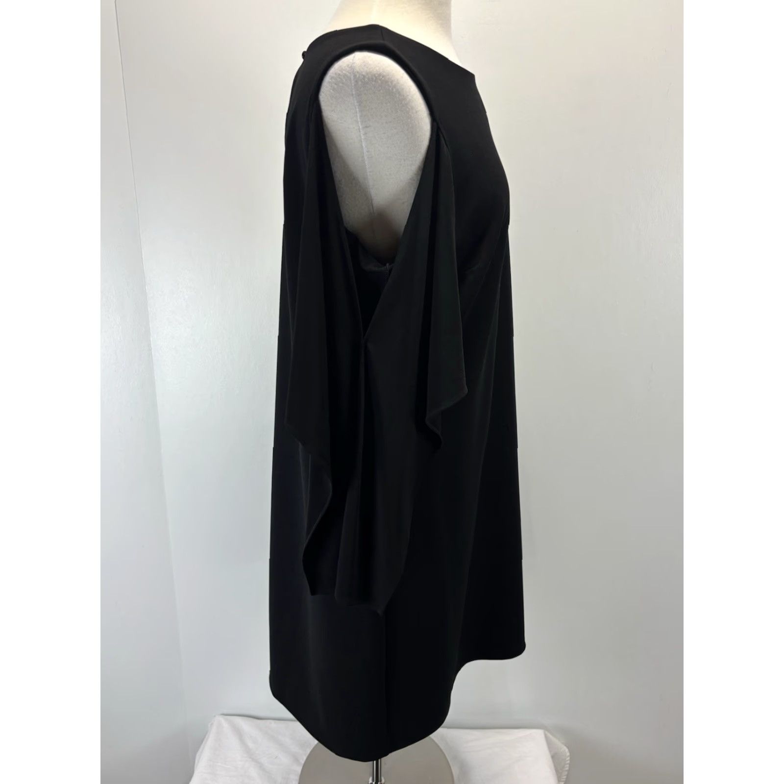 Vintage Chicos Cold Shoulder Shift Dress Sz 2 US Large Black Women’s Size L / US 10 / IT 46 - 4 Thumbnail