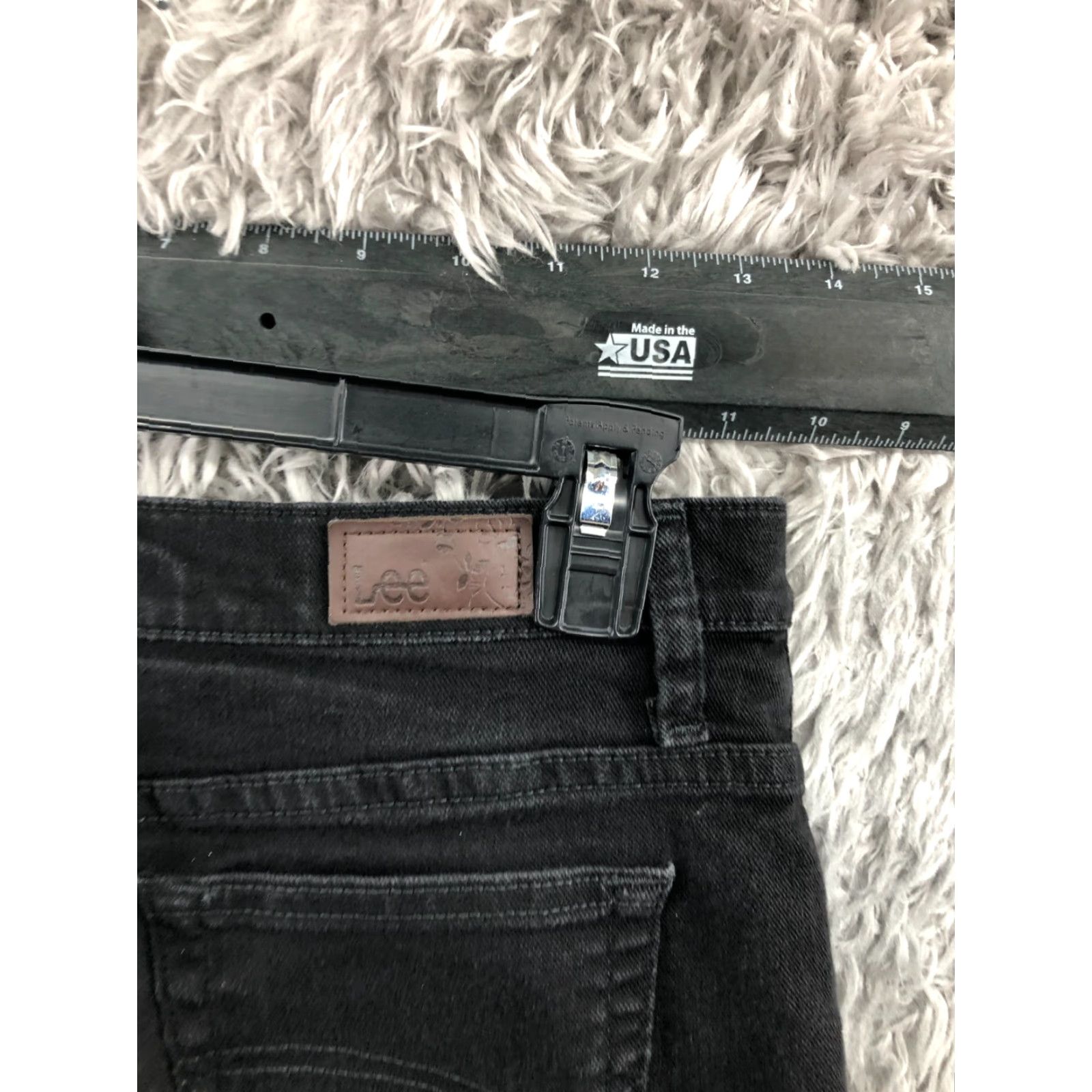 Lee Lee Relaxed Straight Jeans Mens 10 Dark Wash Black Denim 5-Pocket City Style Straight Fit Regular Waist 30in Inseam 30in Jeans Black Mens Size 32" / US 10 / IT 46 - 7 Thumbnail