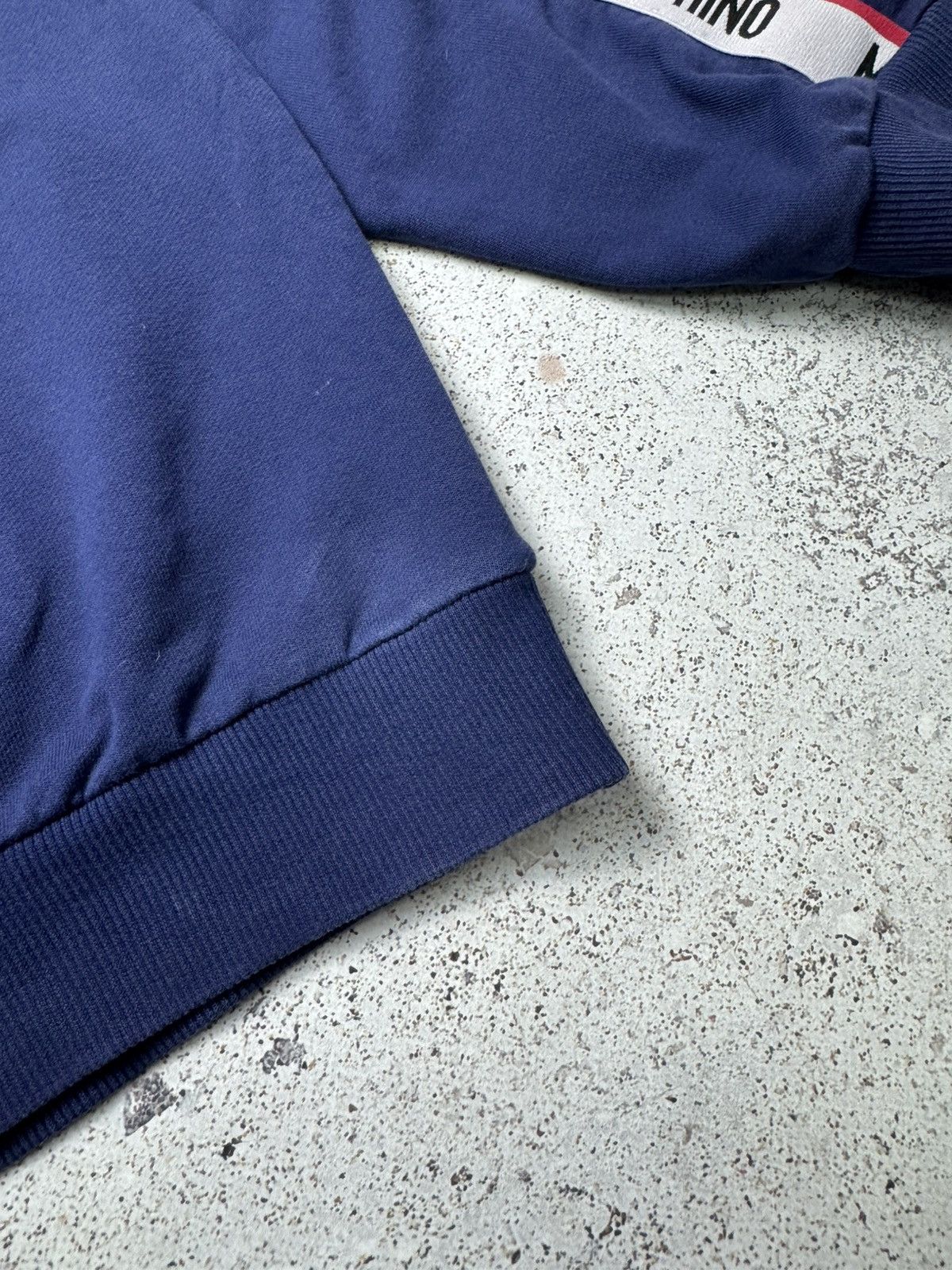 Moschino × Vintage Moschino Men's Logo-tape Crew Sweatshirt Blue M Size US M / EU 48-50 / 2 - 10 Thumbnail