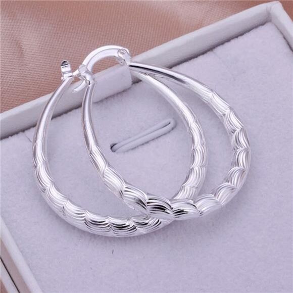 Other 925 Sterling Silver Hoop Earrings Classic Pierced Style Size ONE SIZE - 4 Thumbnail