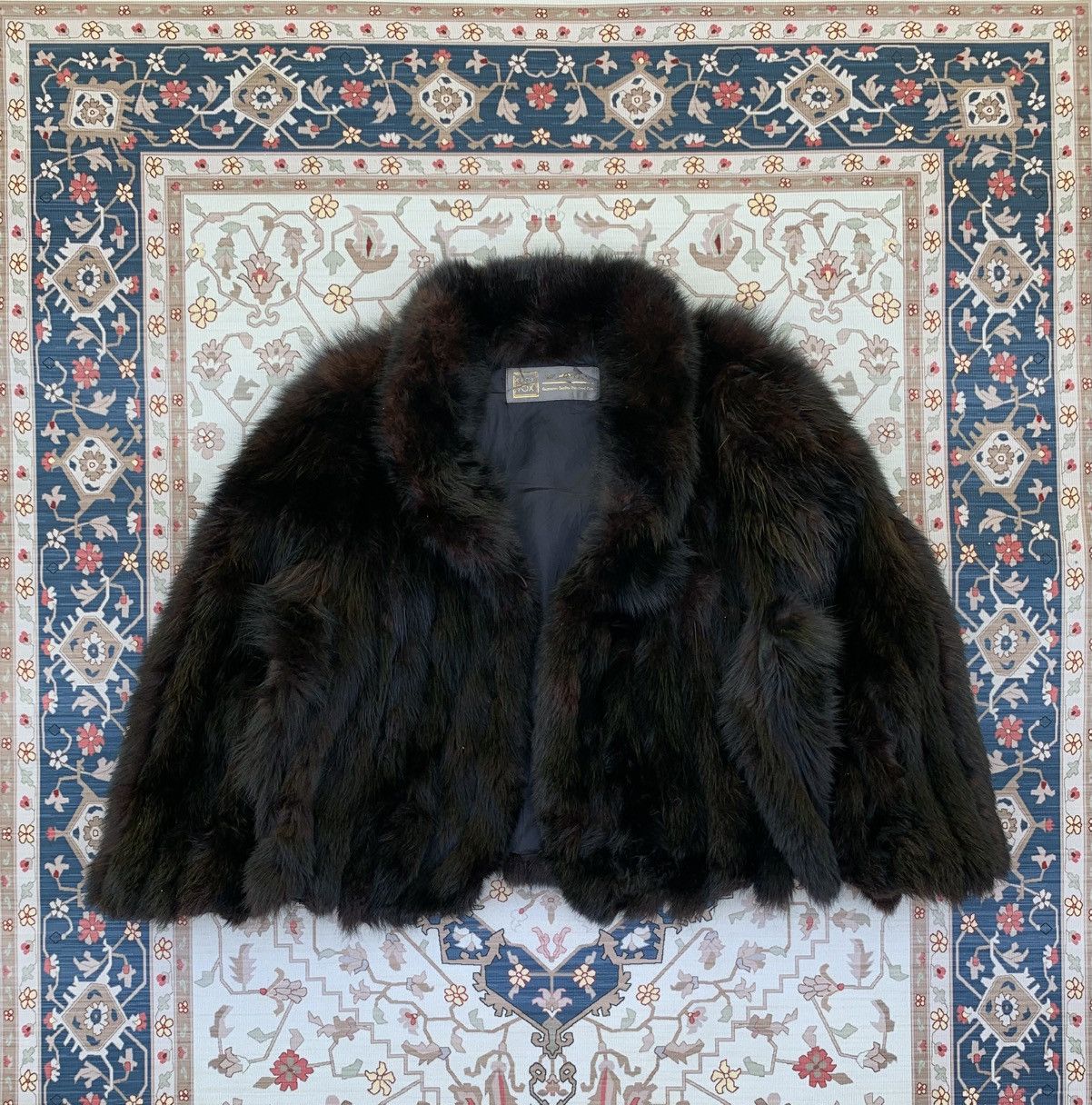 Sagafurs VINTAGE SAGA FOX FUR JACKET Size US L / EU 52-54 / 3 - 4 Thumbnail