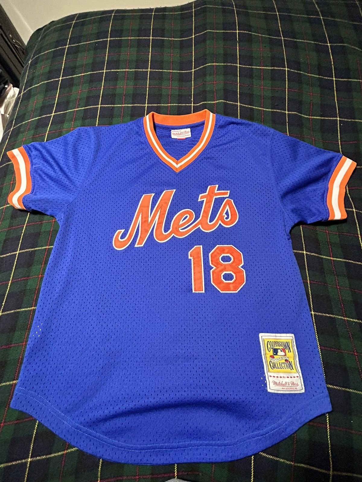Mitchell & Ness 1986 New York Mets Darryl Strawberry BP Jersey Size US M / EU 48-50 / 2 - 1 Thumbnail