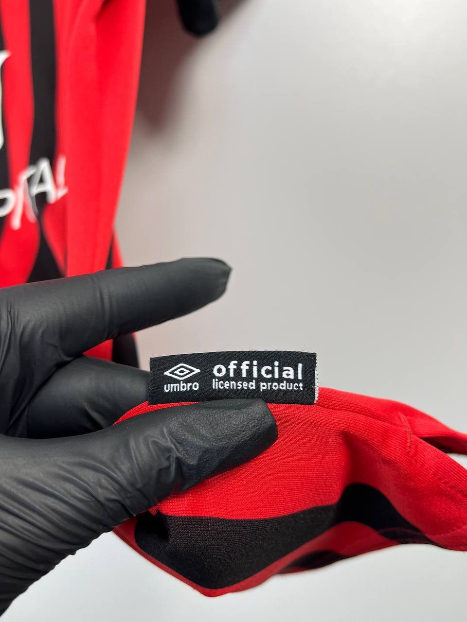 Umbro AFC Bournemouth 2021 22 Home Shirt Football Jersey Size S Size US L / EU 52-54 / 3 - 4 Thumbnail