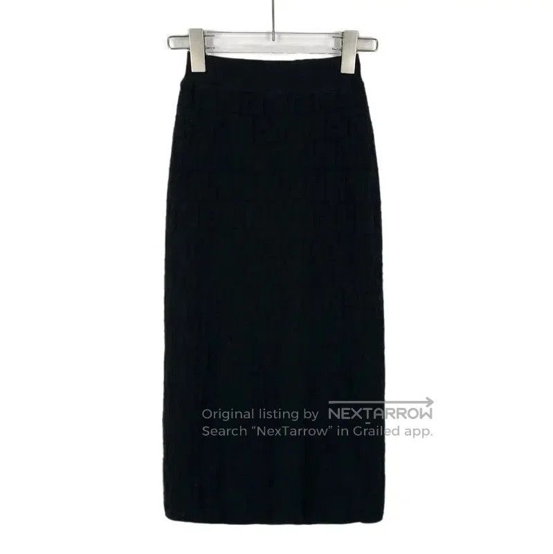 Fendi Fendi Women's Black Midi Skirt Size S . Size 23" - 1 Thumbnail