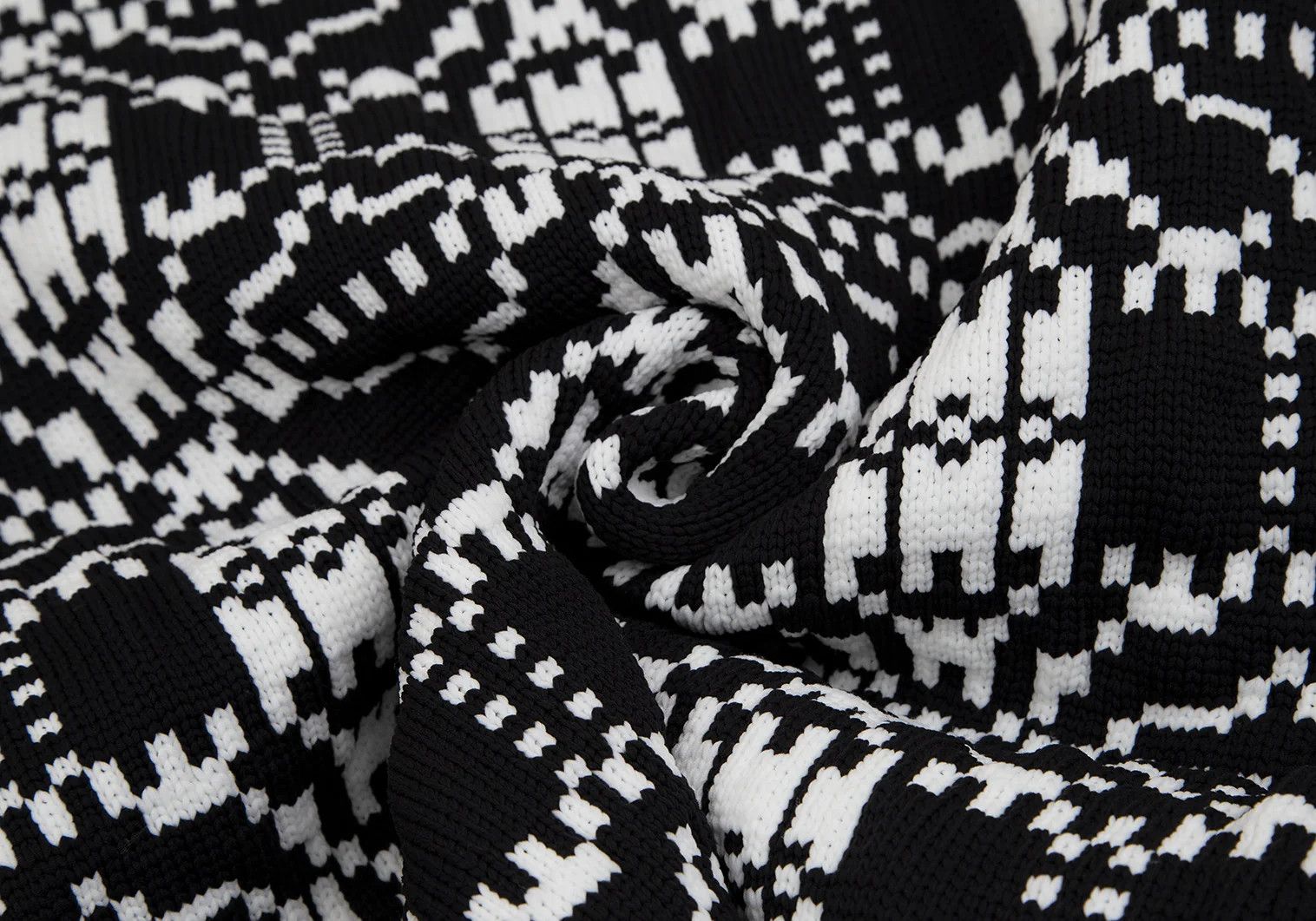 Comme des Garcons Homme Plus Geometric Jacquard Knit in Black and White, Size L Size US L / EU 52-54 / 3 - 9 Thumbnail