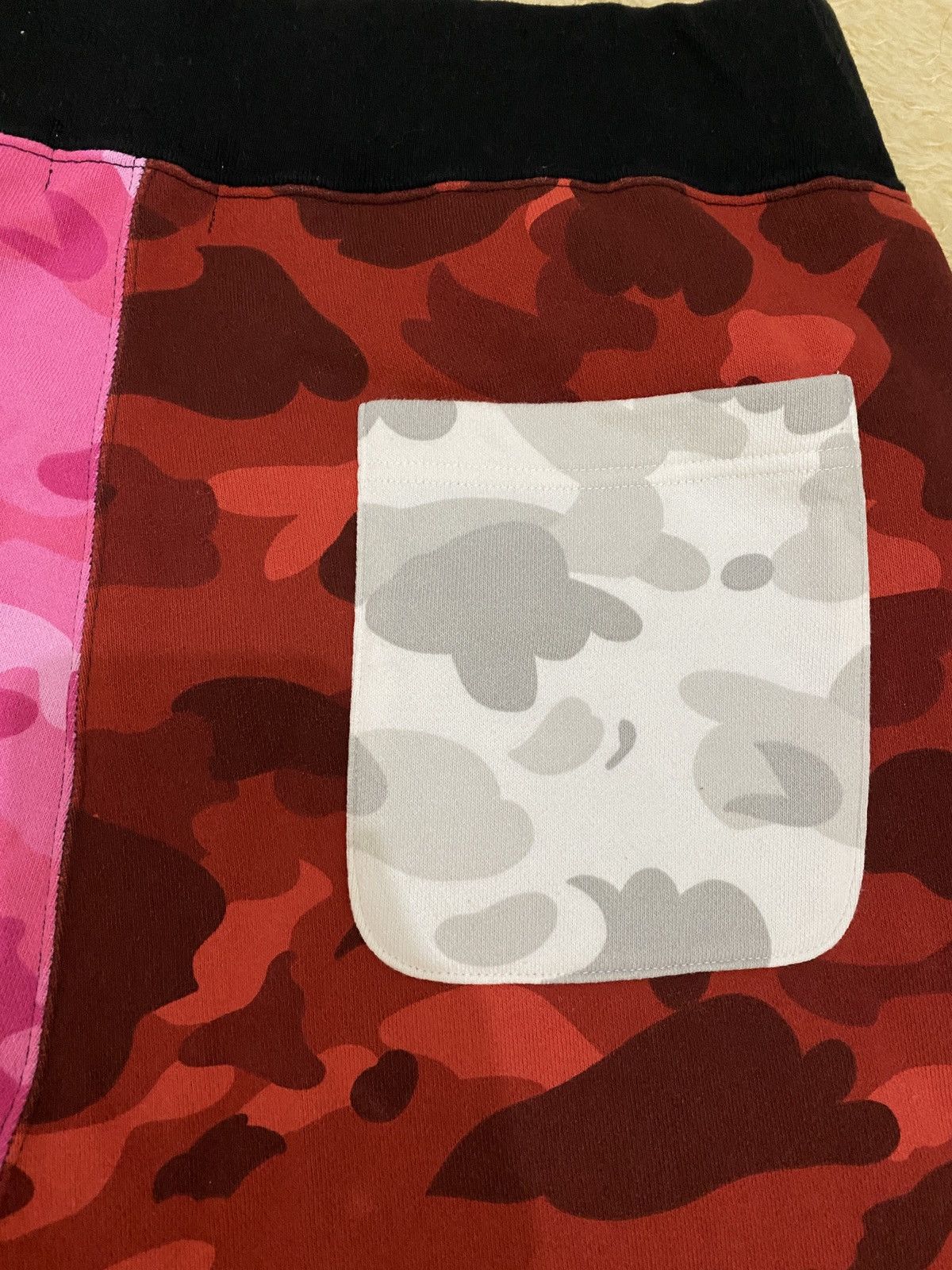 Bape Crazy Camo Shark Sweat Pants Size US 33 - 7 Thumbnail