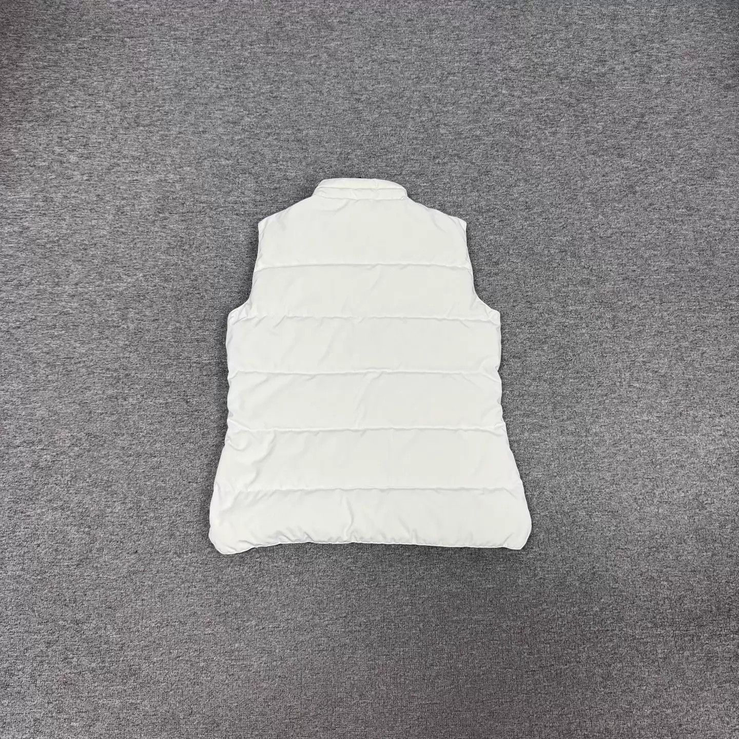 Canada Goose Canada Goose white logo down vest M 99new Size M / US 6-8 / IT 42-44 - 2 Thumbnail