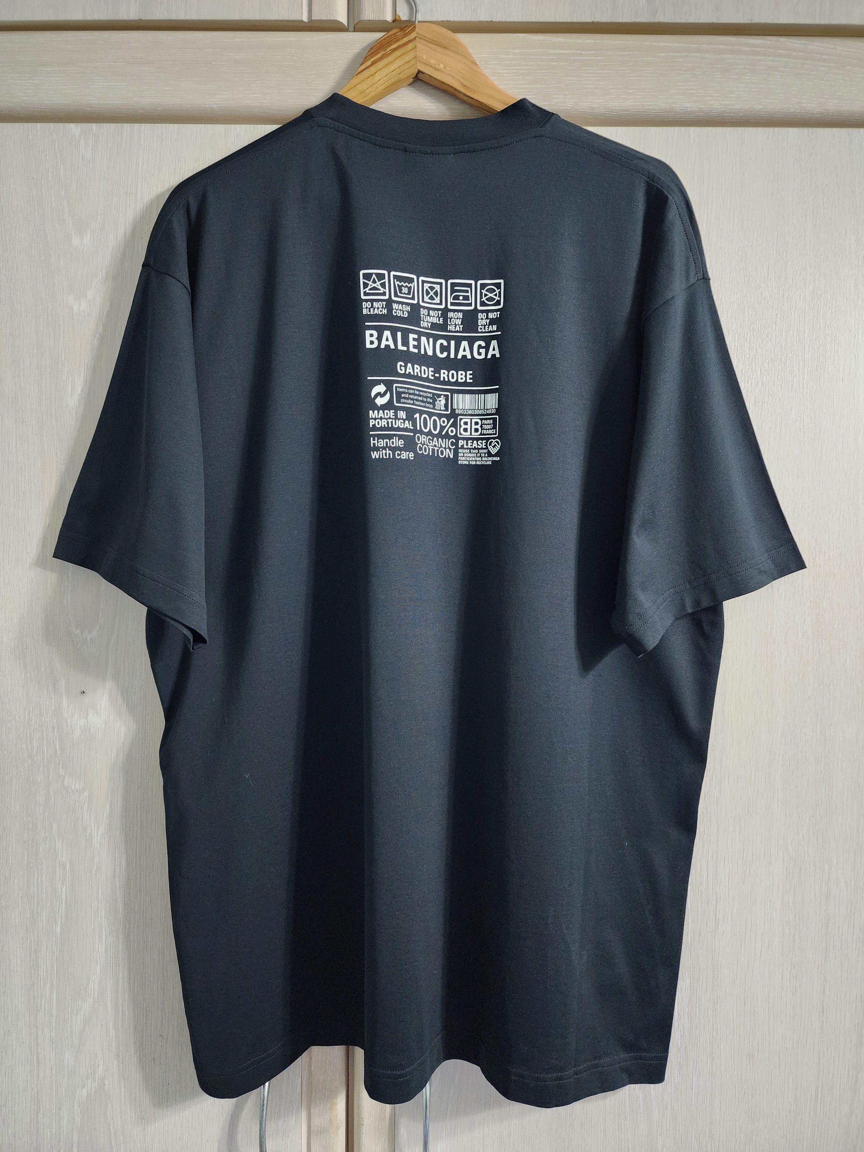 Balenciaga Balenciaga Garde-Robe Care Label Logo T-shirt