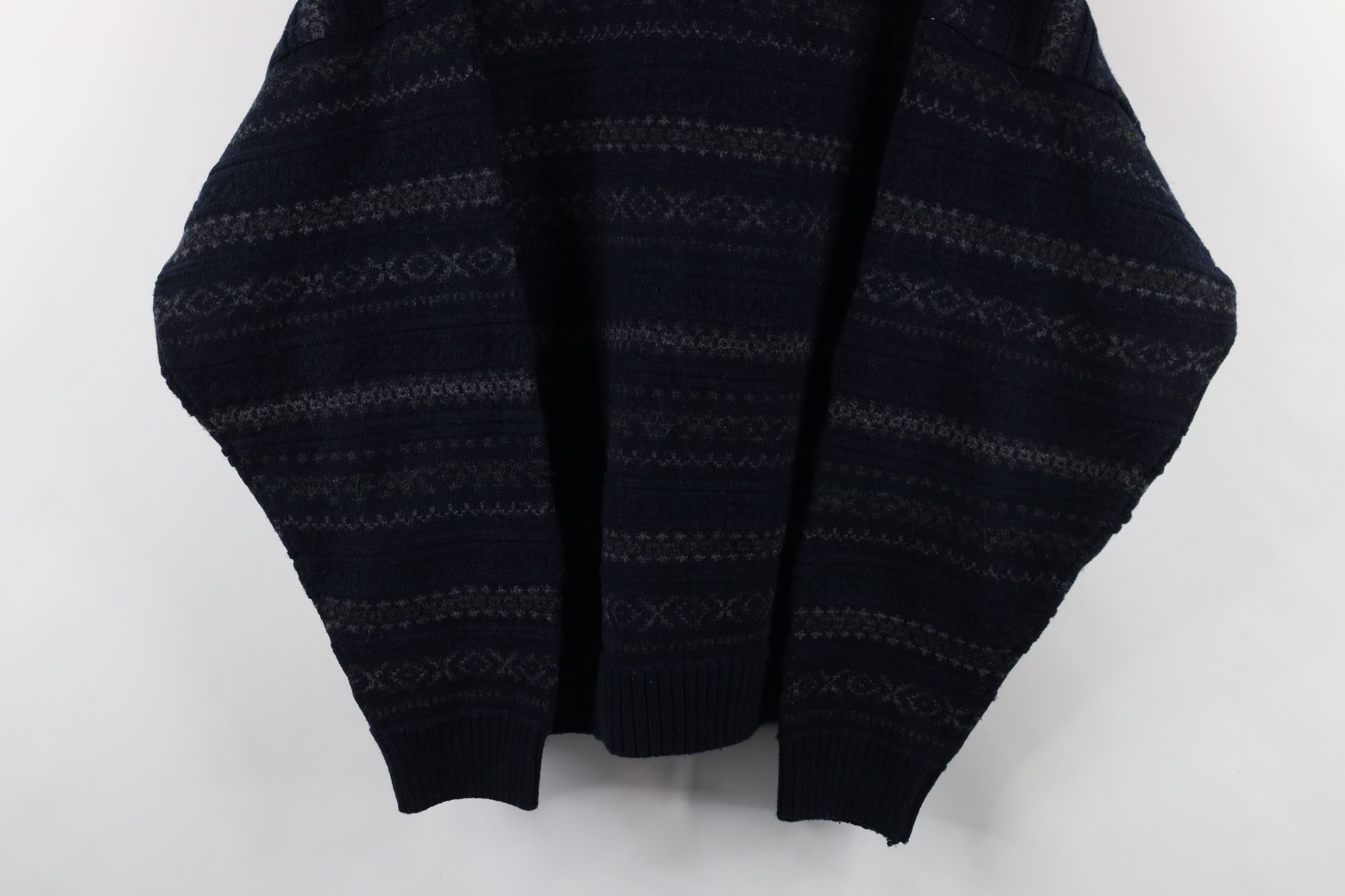 Vintage Vintage 90s Streetwear Knit Fair Isle V-Neck Sweater Blue Size US XXL / EU 58 / 5 - 3 Thumbnail