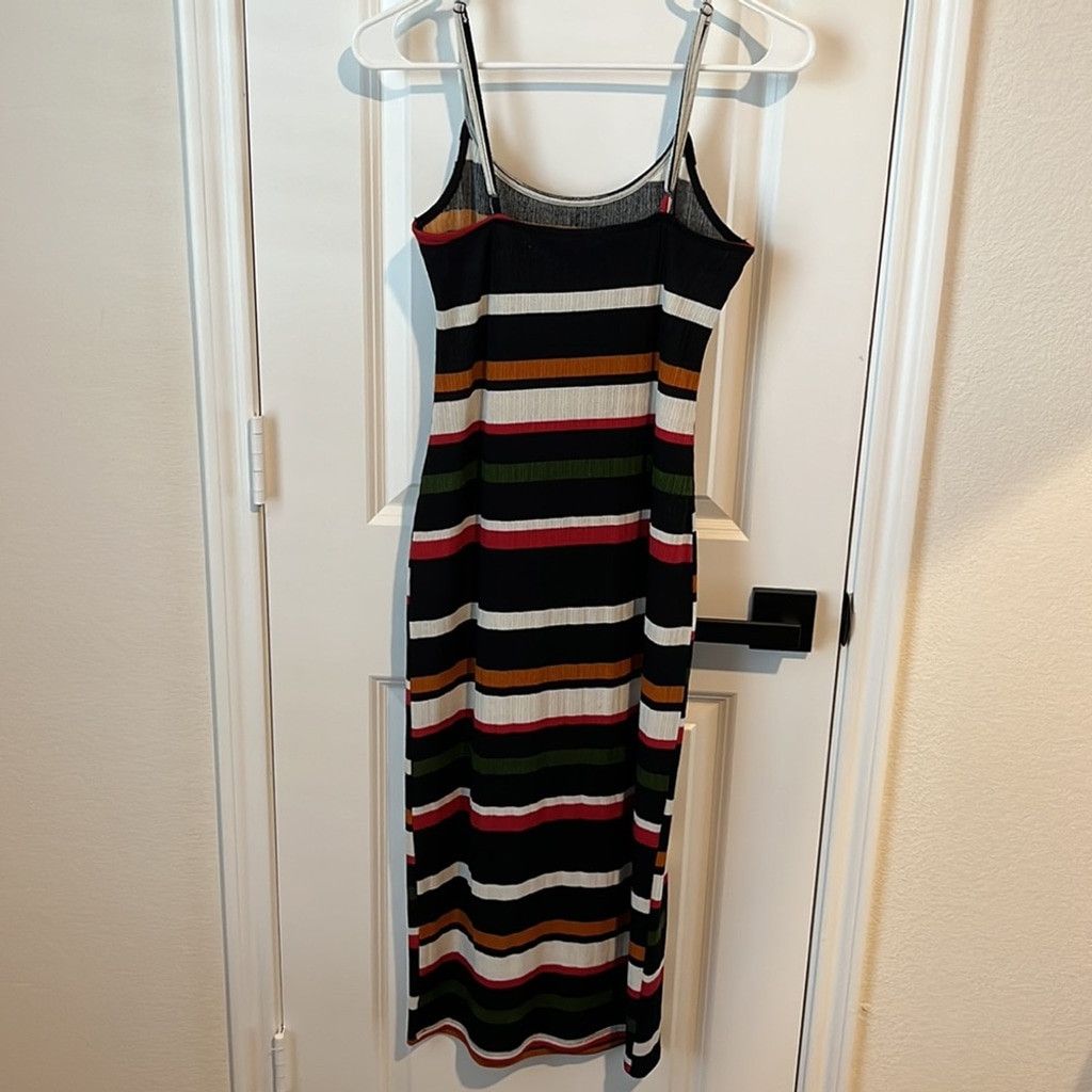 Forever 21 Black Striped Fitted Sundress - M Size M / US 6-8 / IT 42-44 - 4 Thumbnail