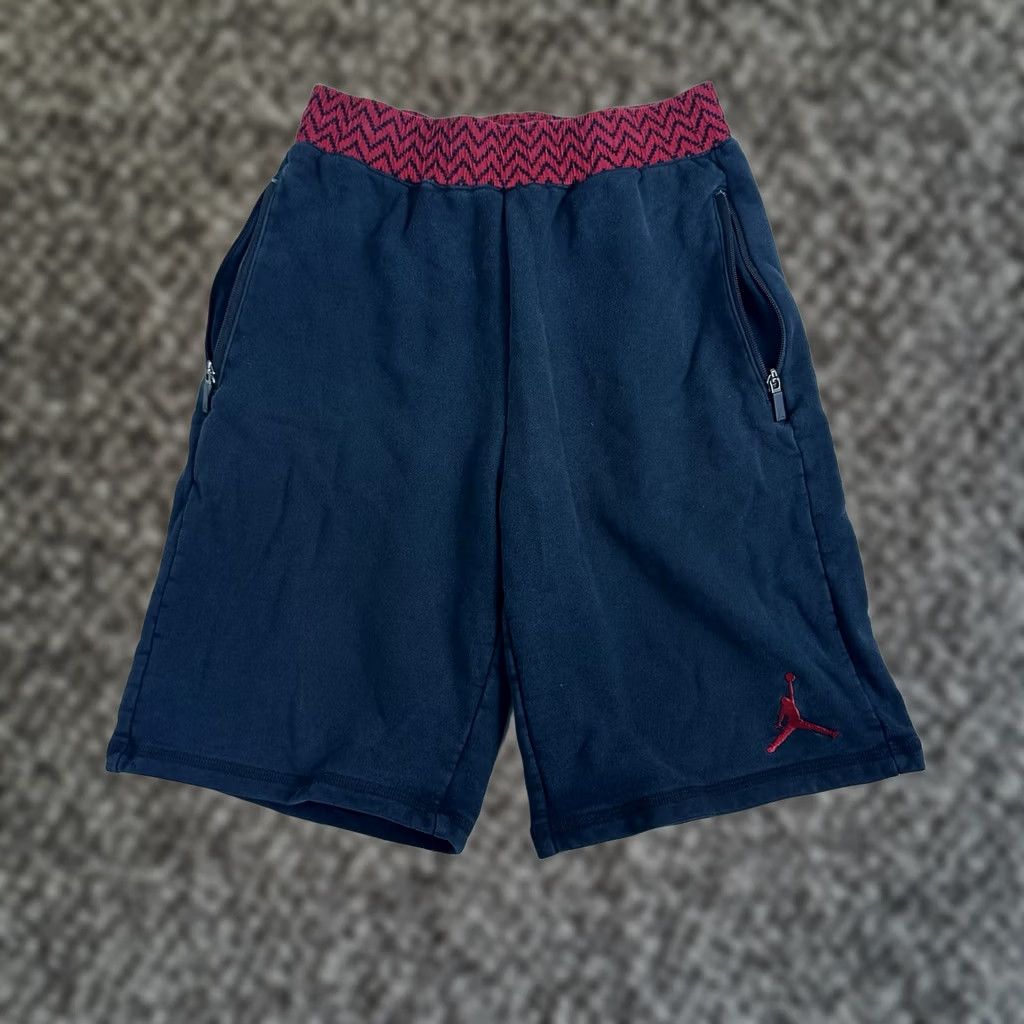 Jordan Brand Nike Air Jordan Retro 12 Basketball Shorts Mens S Black Activewear Sportswear Sweat Size US 29 - 1 Thumbnail