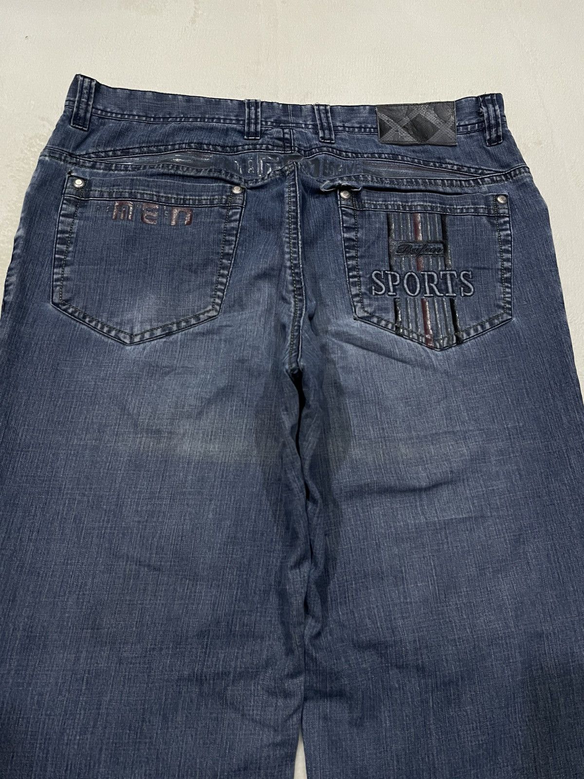 Vintage Vintage Japanese Brand Faded Distress Denim Jeans Size US 35 - 13 Thumbnail