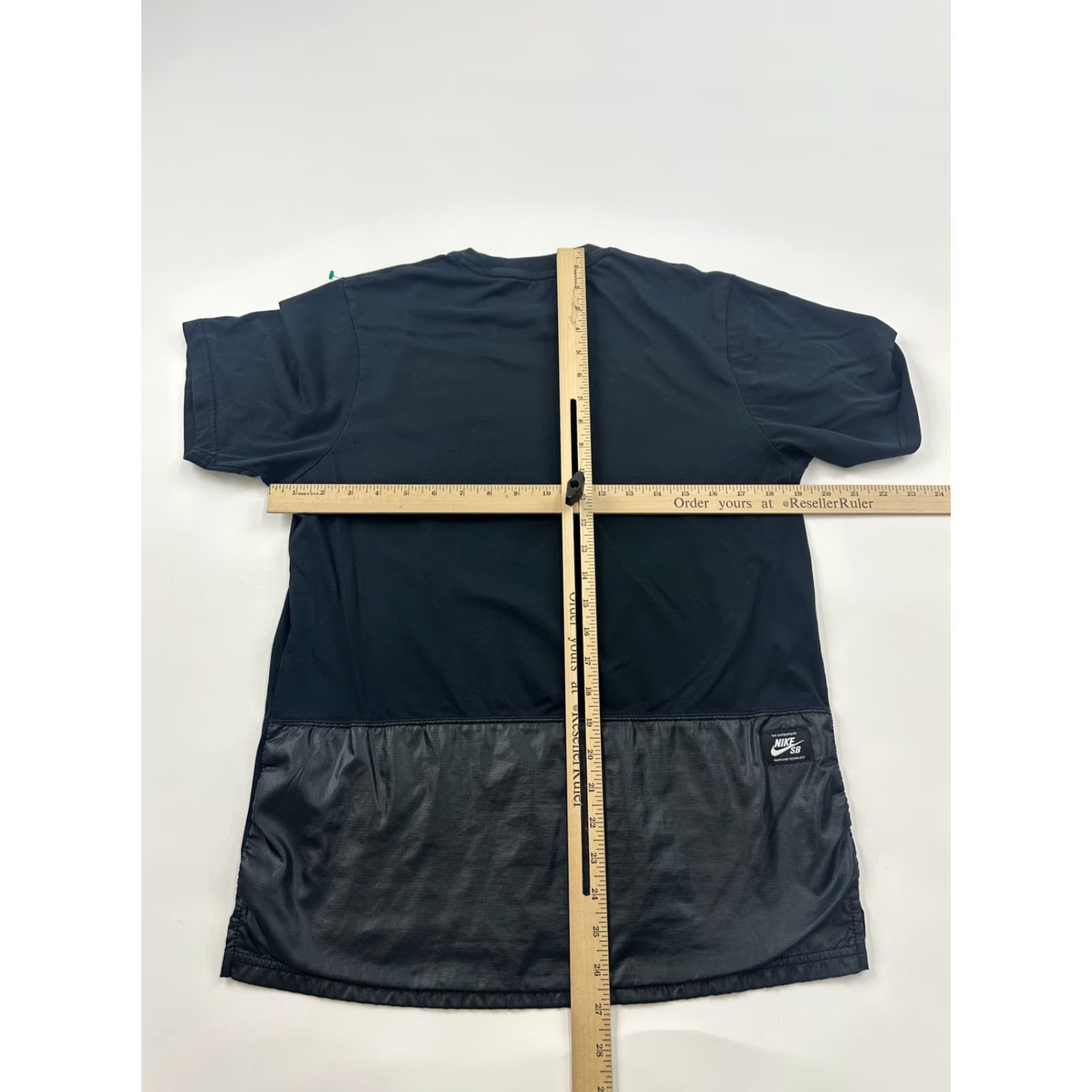 Nike Nike SB Shirt Mens Small Black Dri-FIT Lightweight Breathable Logo Athletic Skateboarding Short Sleeve Size US S / EU 44-46 / 1 - 5 Thumbnail