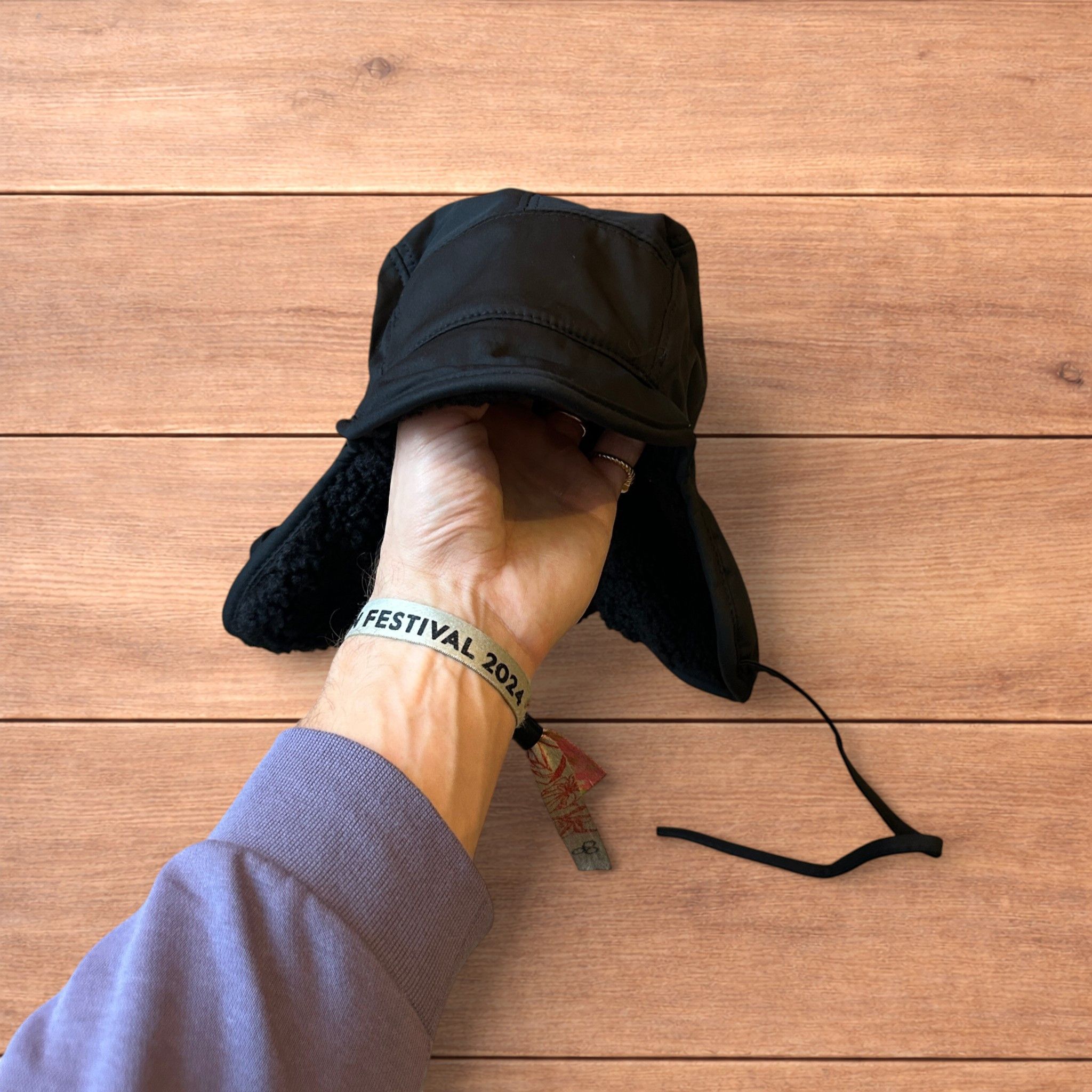 Japanese Brand Russian Trapper Korean padded fluffy hat cap in black. Size ONE SIZE - 3 Thumbnail