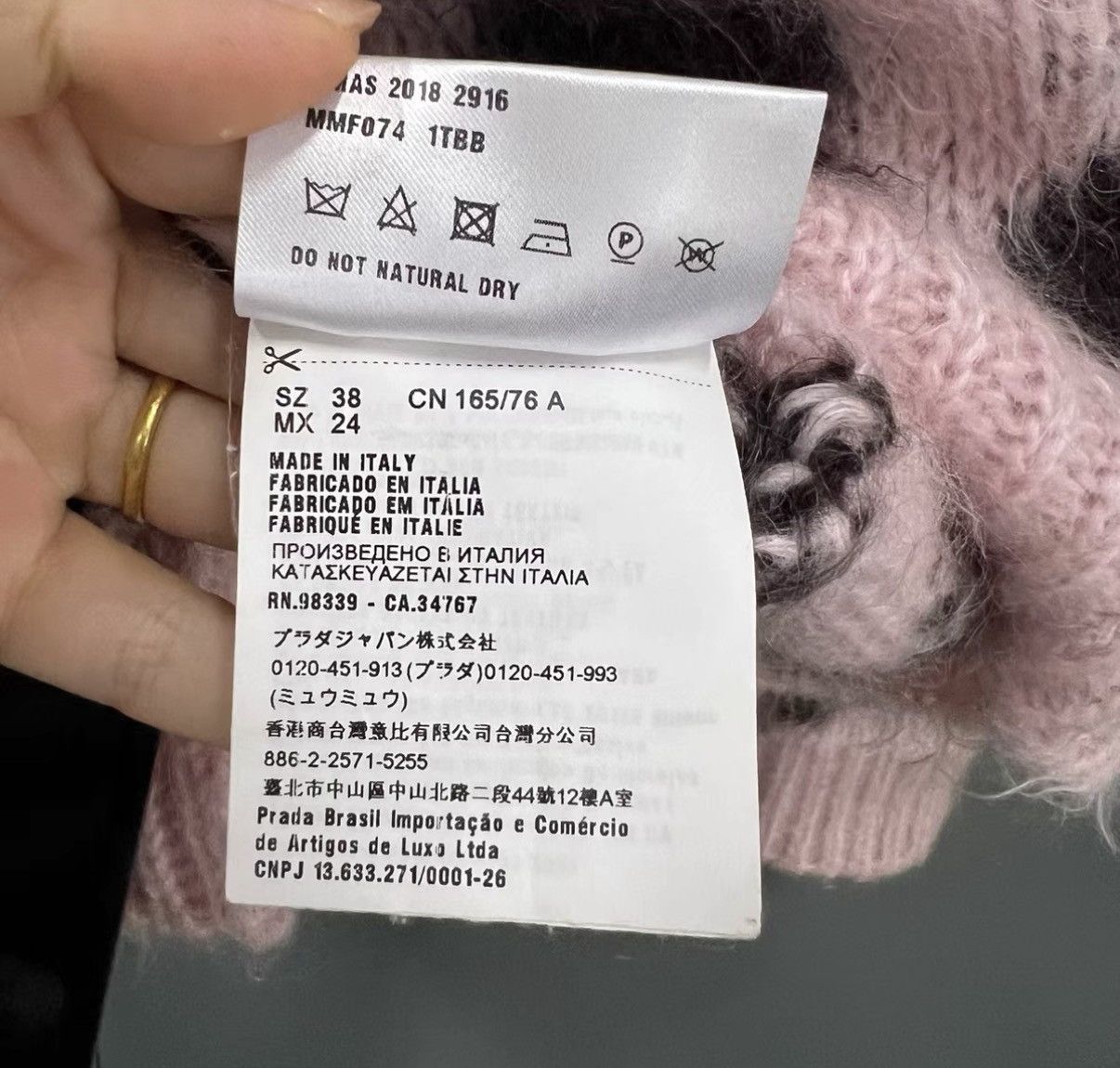 Miu Miu Miu Miu Black and Pink Leopard Print Knit Cardigan J41 Size XS / US 0-2 / IT 36-38 - 5 Thumbnail
