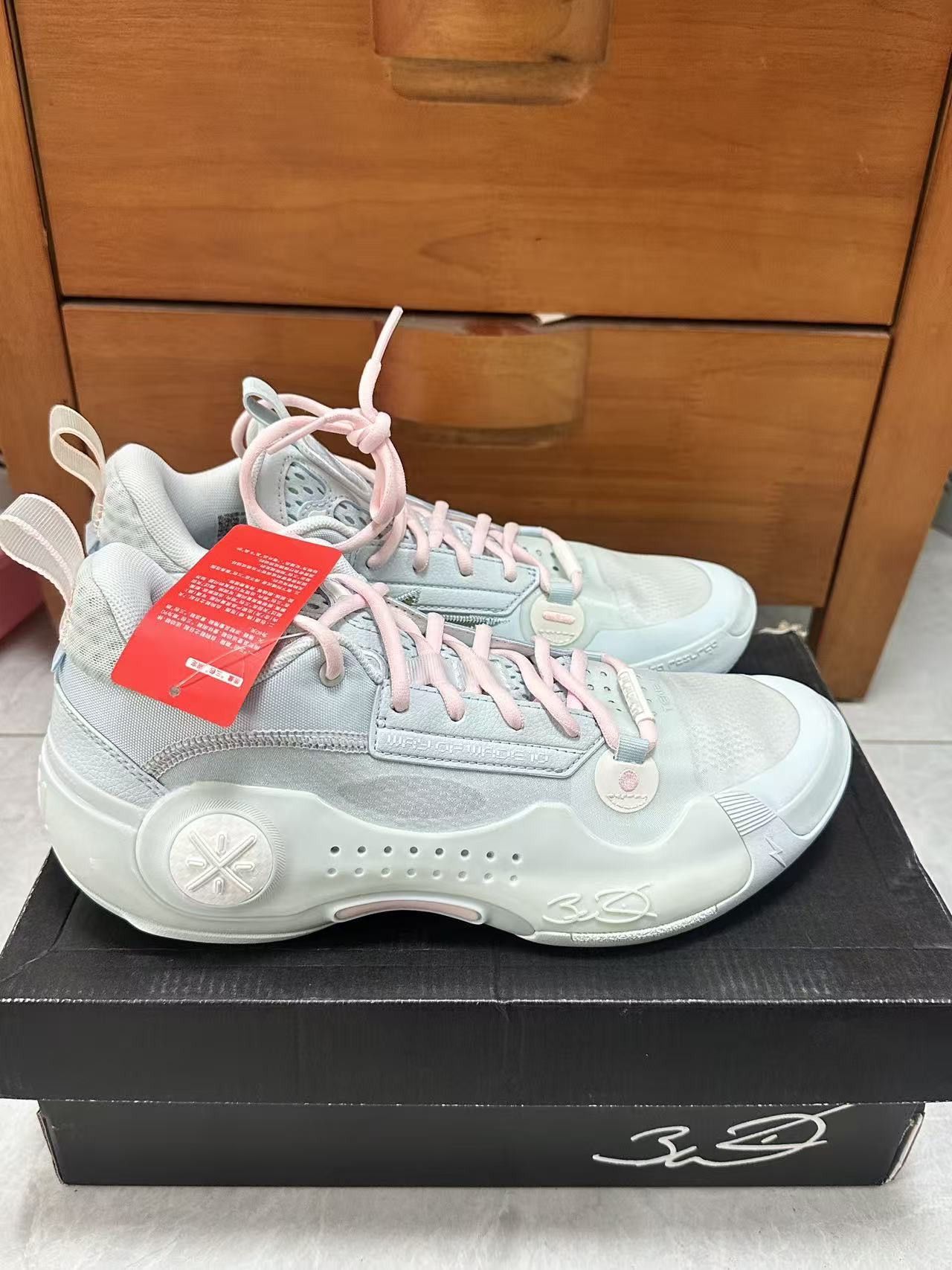 Li-Ning Li Ning Low-Top Sneakers Size US 9 / EU 42 - 1 Thumbnail