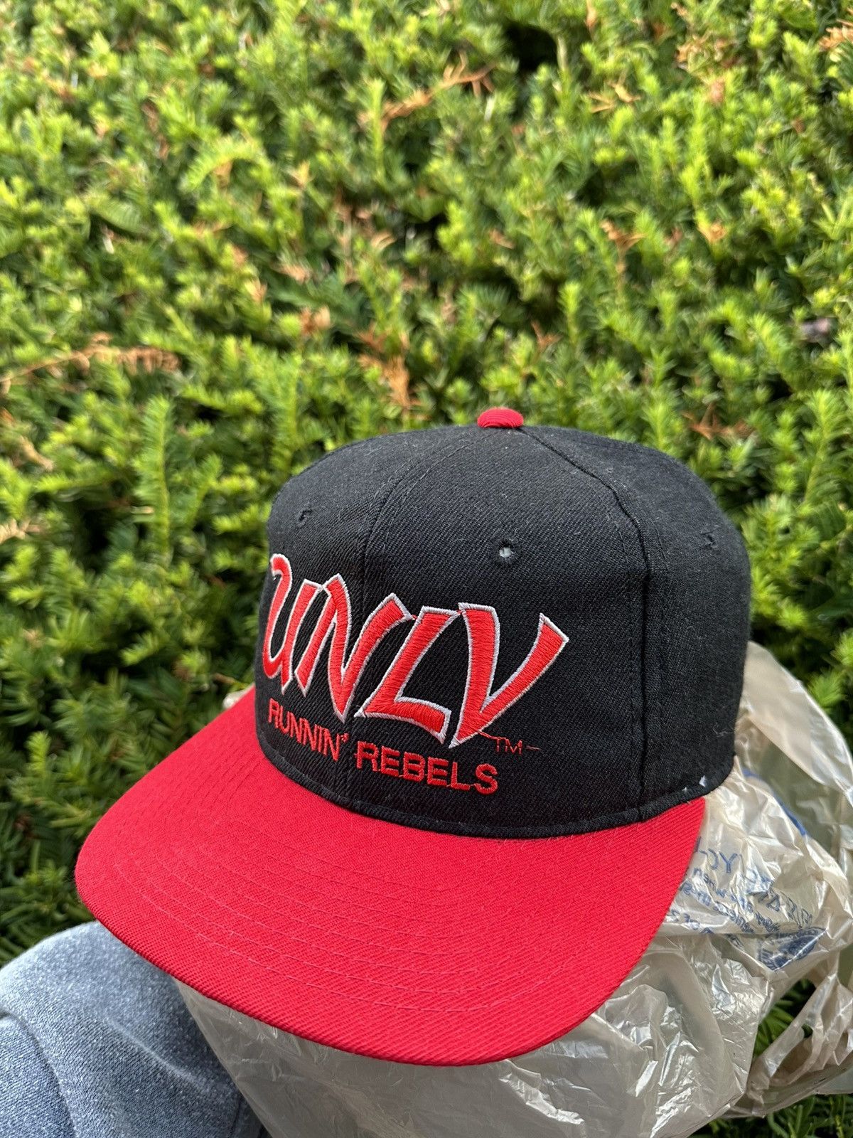 Sports Specialties Vintage unlv runnin rebel script sports specialties snaoback Size ONE SIZE - 2 Thumbnail