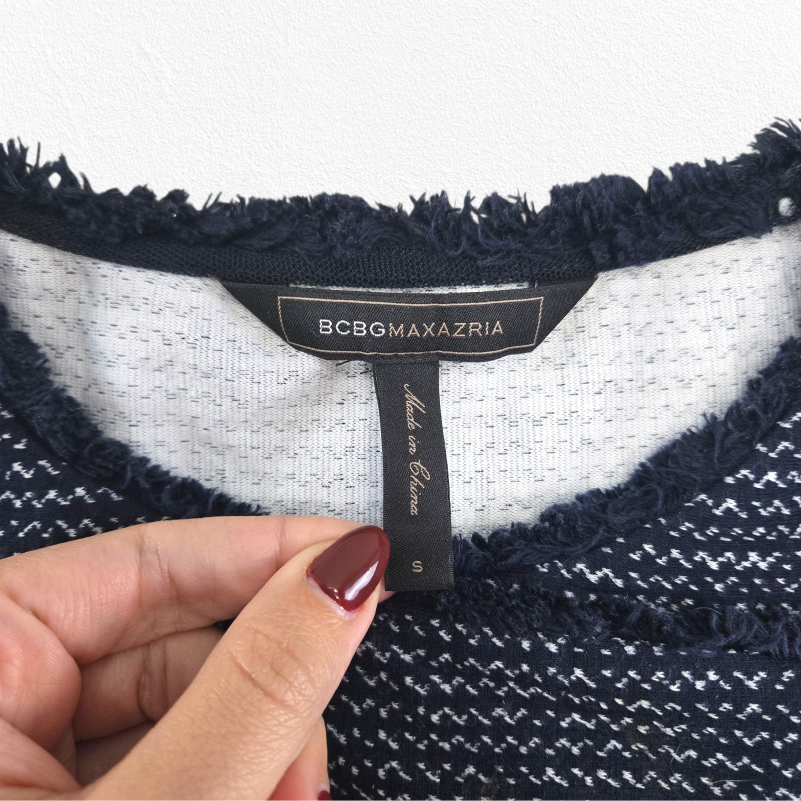 Bcbgmaxazria BCBGMaxazria Navy Zip-Up Short Sleeve Fringe Sweater Small Size S / US 4 / IT 40 - 4 Thumbnail