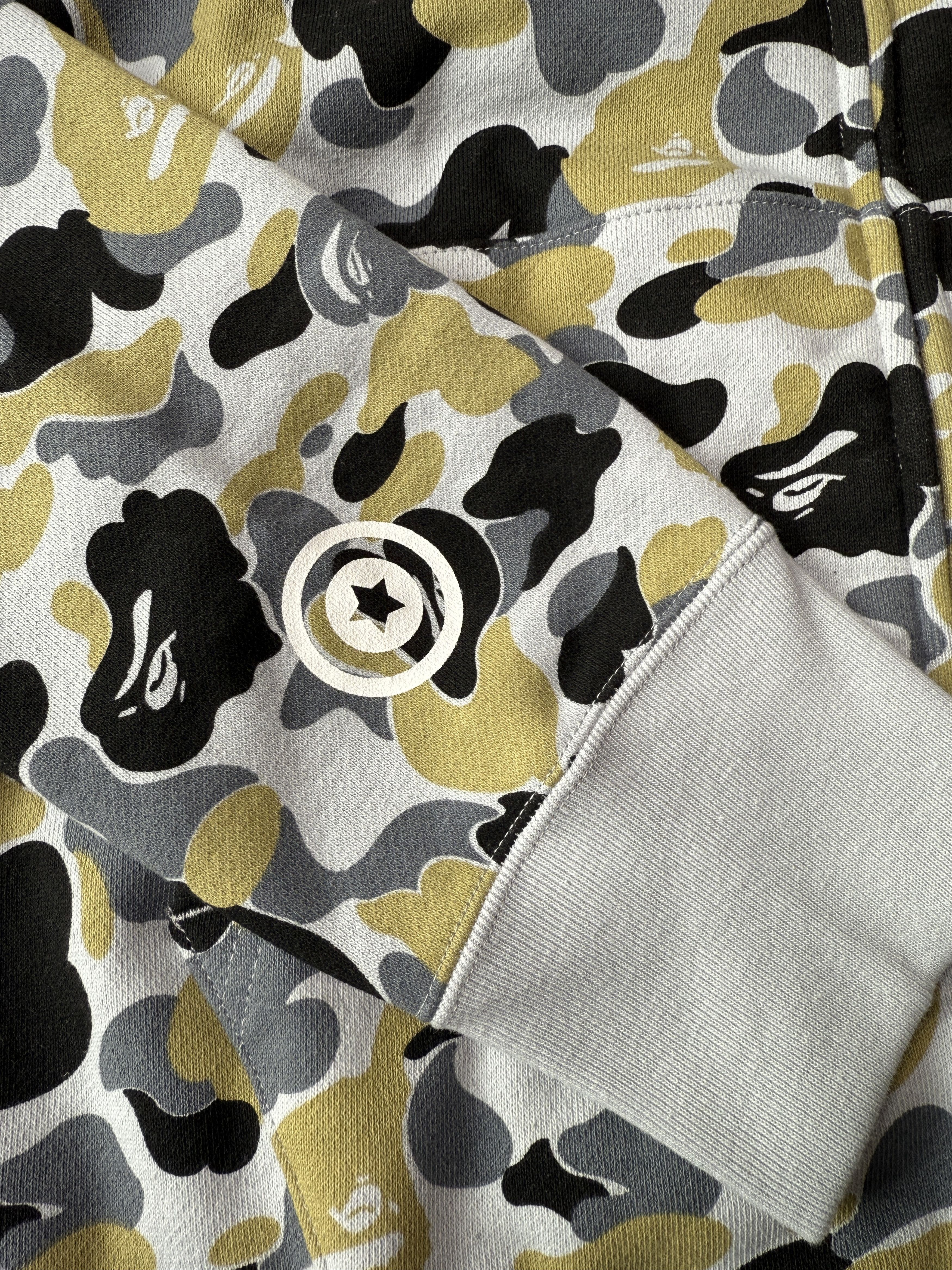 Bape BAPE STORE GINZA SEPARATE SHARK FULL ZIP HOODIE Size US L / EU 52-54 / 3 - 11 Thumbnail