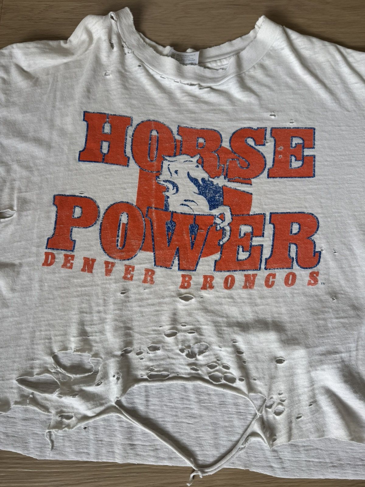 Vintage Vintage 80s Hanes Cropped Horse Power Broncs Tshirt Size US XL / EU 56 / 4 - 5 Thumbnail