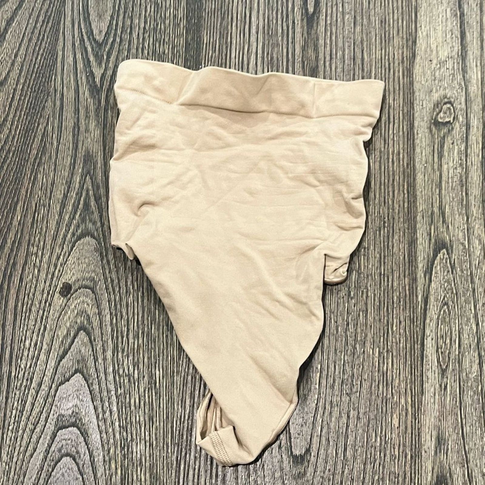 SKIMS NWOT Skims Seamless Sculpt Mid Waist Thong Brief Shapewear S Size ONE SIZE - 1 Thumbnail