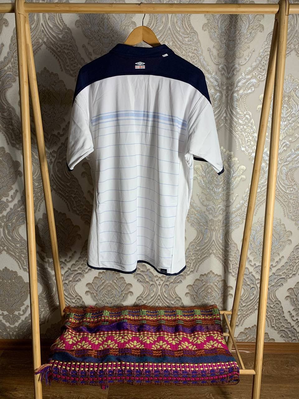 Umbro VINTAGE UMBRO ENGLAND RETRO SOCCER JERSEY MANCHESTER Y2K 90s Size US XL / EU 56 / 4 - 8 Thumbnail