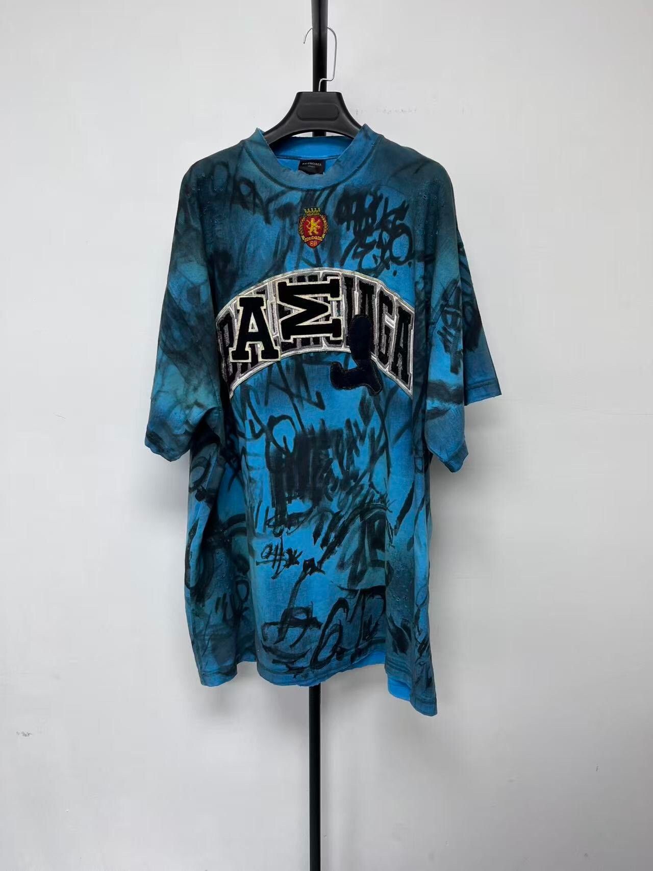 Balenciaga balenciaga graphic oversized t-shirt in blue Size US M / EU 48-50 / 2 - 1 Thumbnail