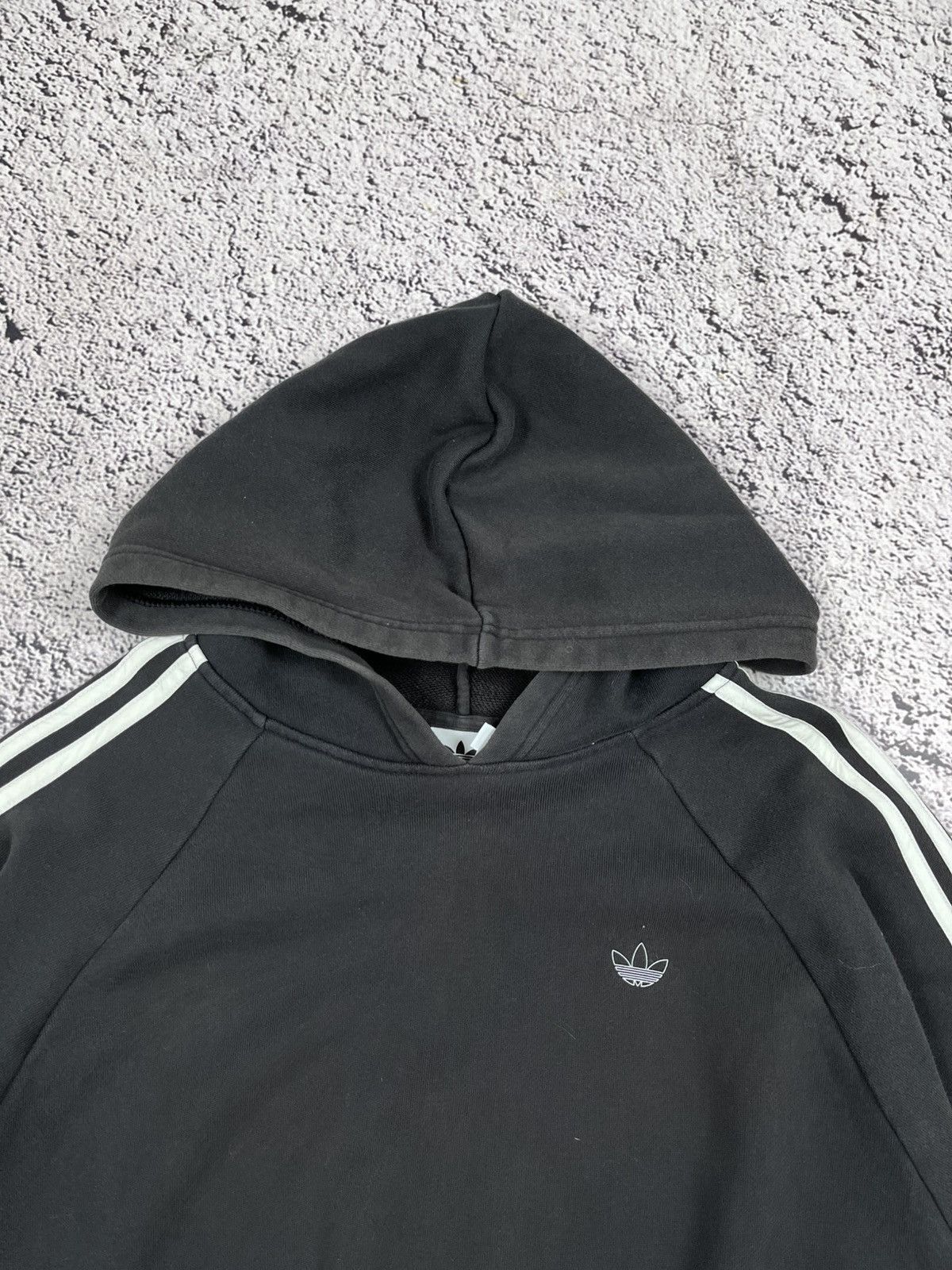 Adidas Vintage Adidas Balenciaga style cropped faded sweatshirt Size S / US 4 / IT 40 - 5 Thumbnail