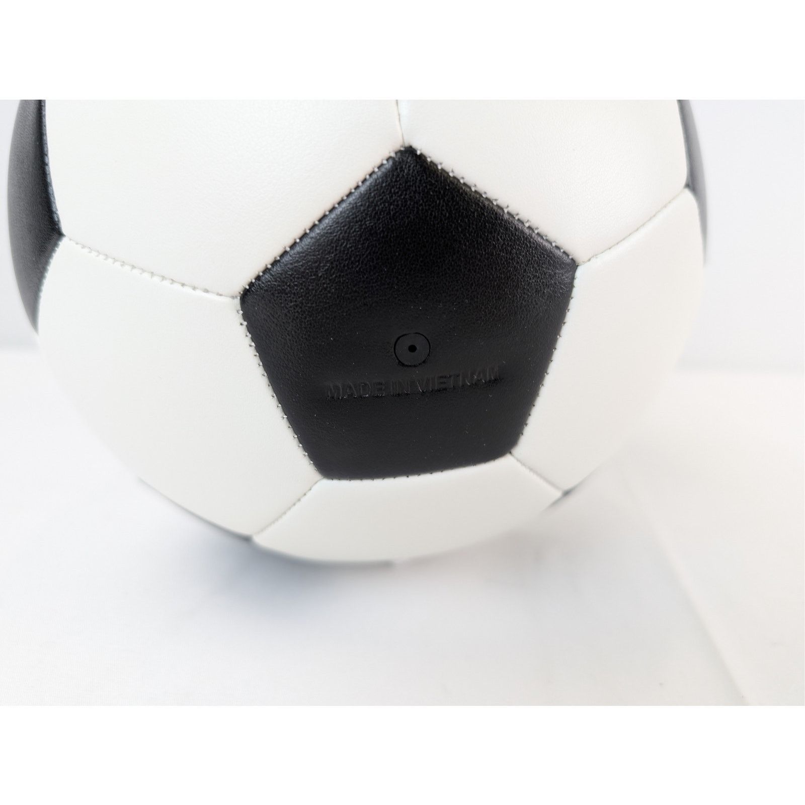 Adidas × JJJJound o1rshd1 Q:2 / Size: 5 / Footballs in Black/White Size ONE SIZE - 6 Thumbnail