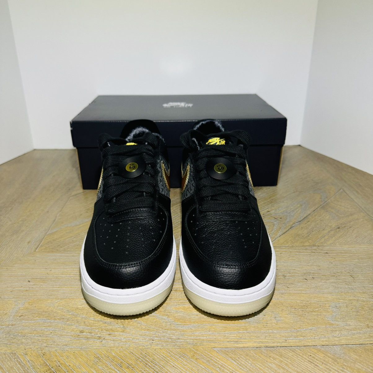 Nike Air Force1 ‘07 PRM Size US 10 / EU 43 - 3 Thumbnail