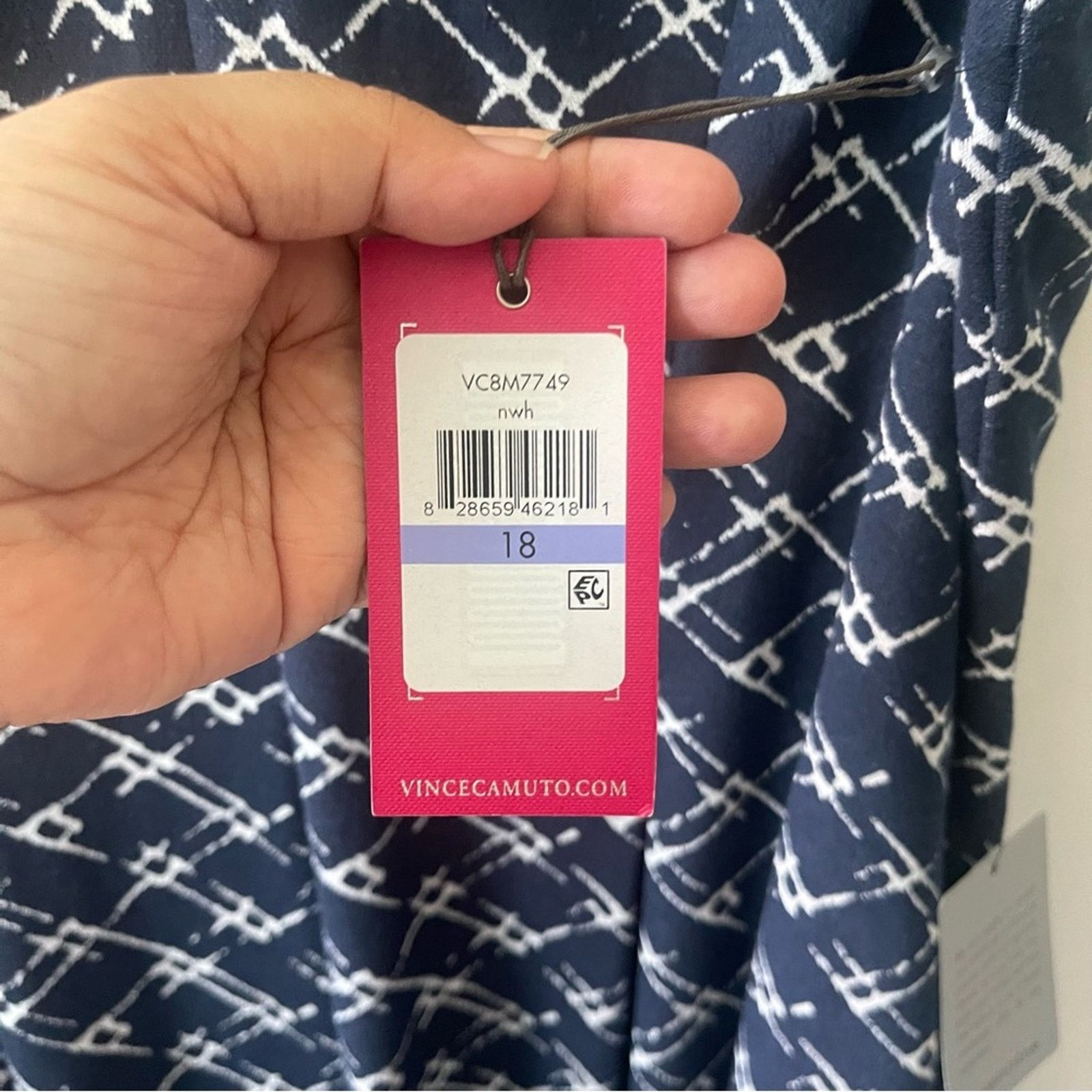 Vince Camuto Vince Camuto Sleeveless V Neck Fit and Flare Dress Navy 18 Size XXL / US 16-18 / IT 52-54 - 5 Thumbnail