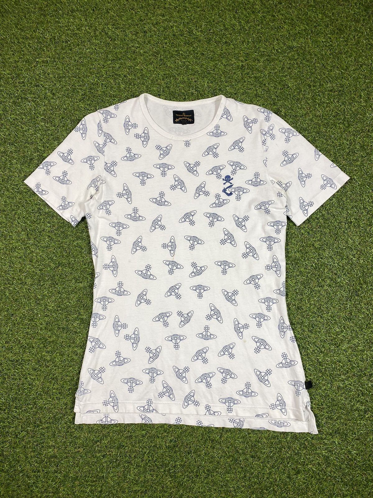 Vivienne Westwood Vivienne Westwood Anglomania Time Machine Orb tee size M Size US M / EU 48-50 / 2 - 1 Thumbnail